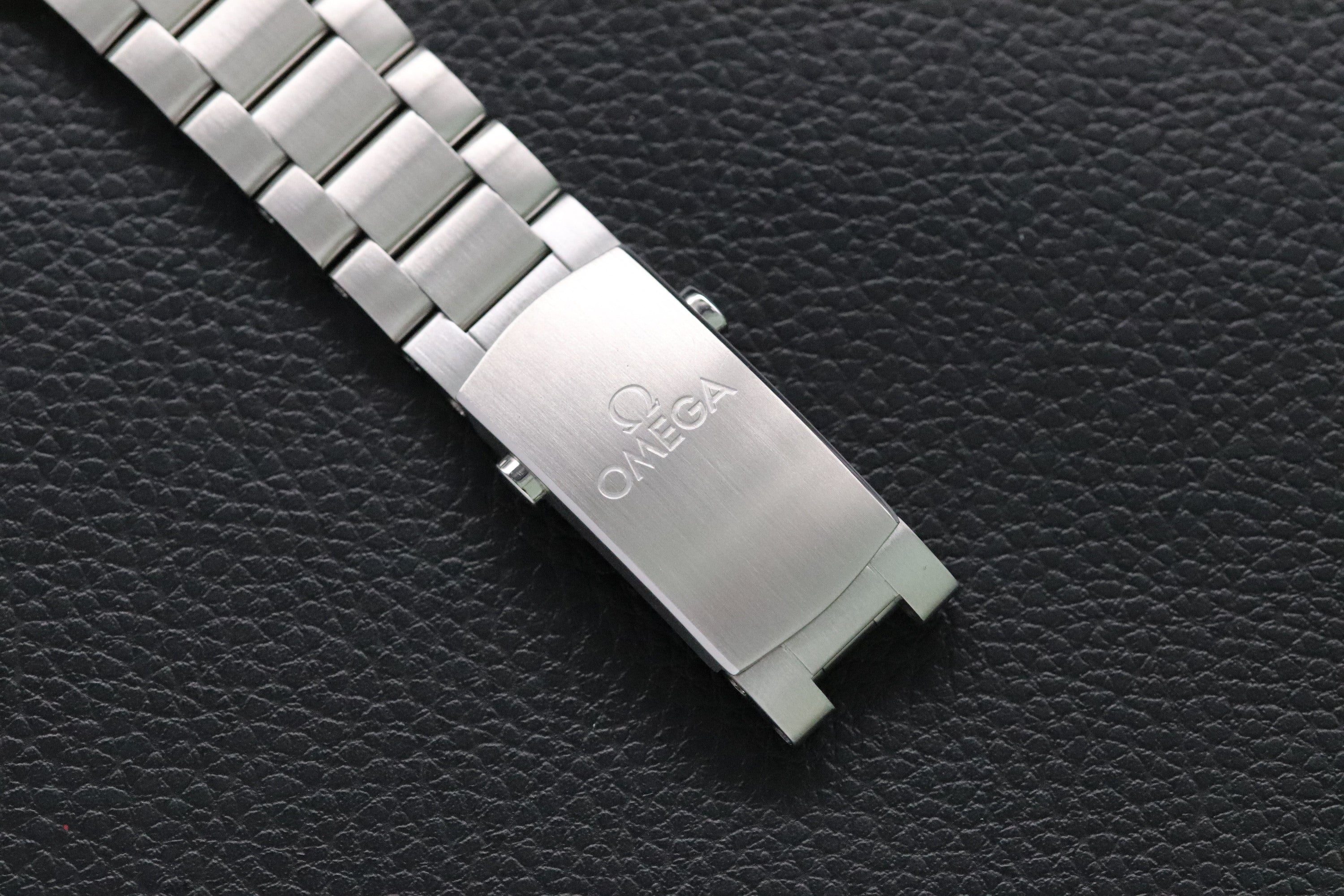 Omega Seamaster Planet Ocean 232.30.42.21.01.001 Box 2013