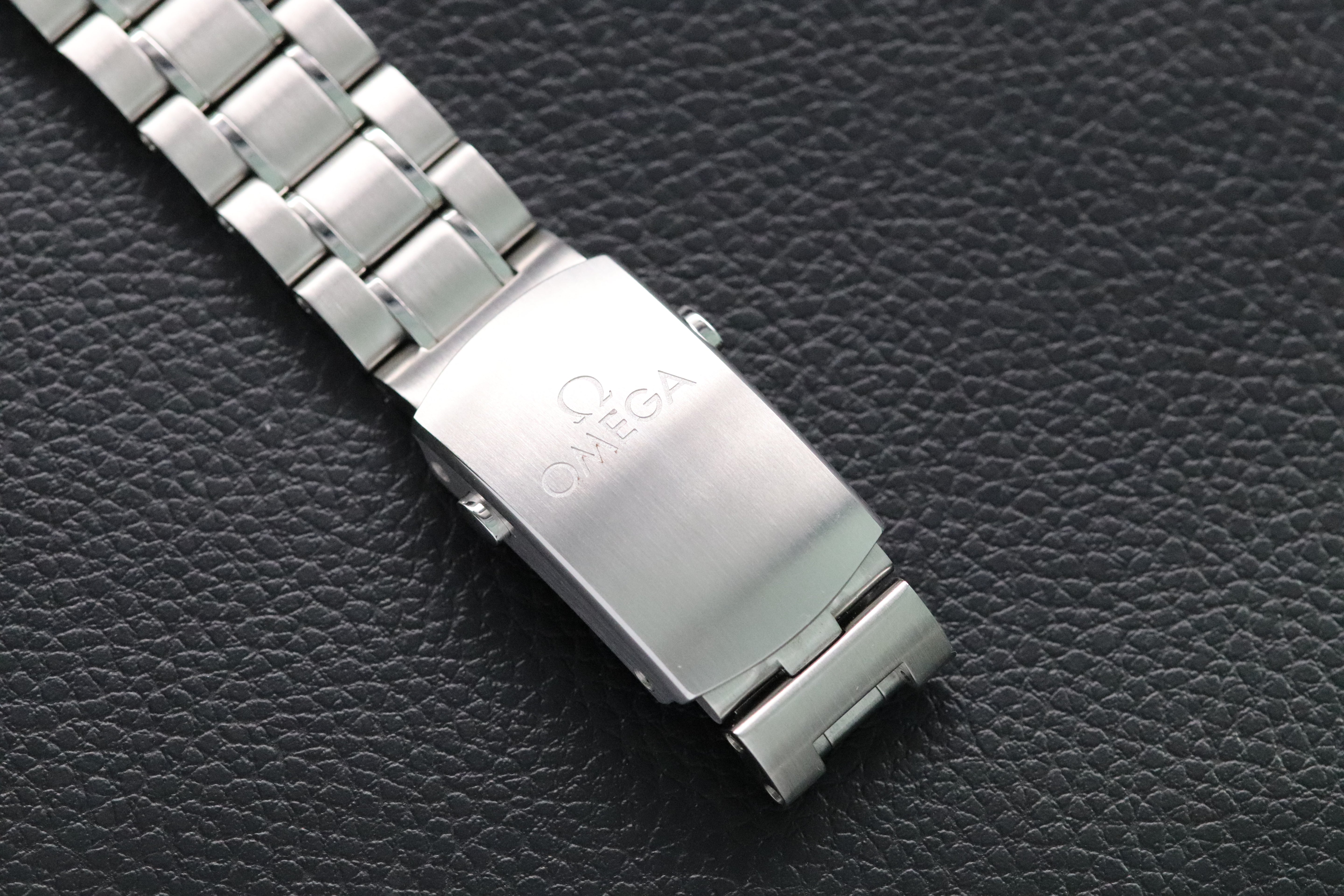 Omega Speedmaster Tokyo Olympics 522.30.42.30.03.001 Fullset 2019 Box+Paper