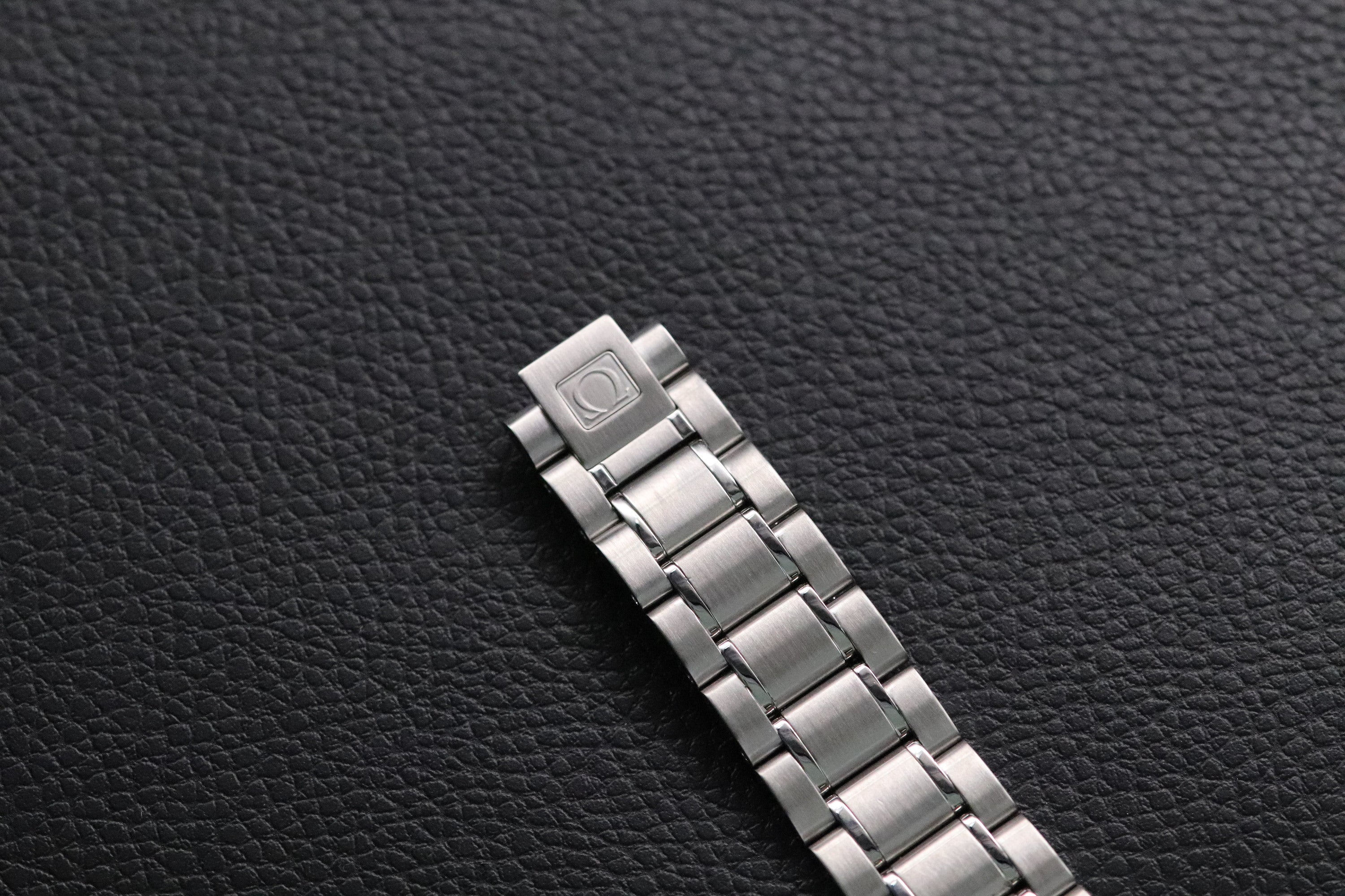 Omega Speedmaster Day Date 3520.50 Papers 1999