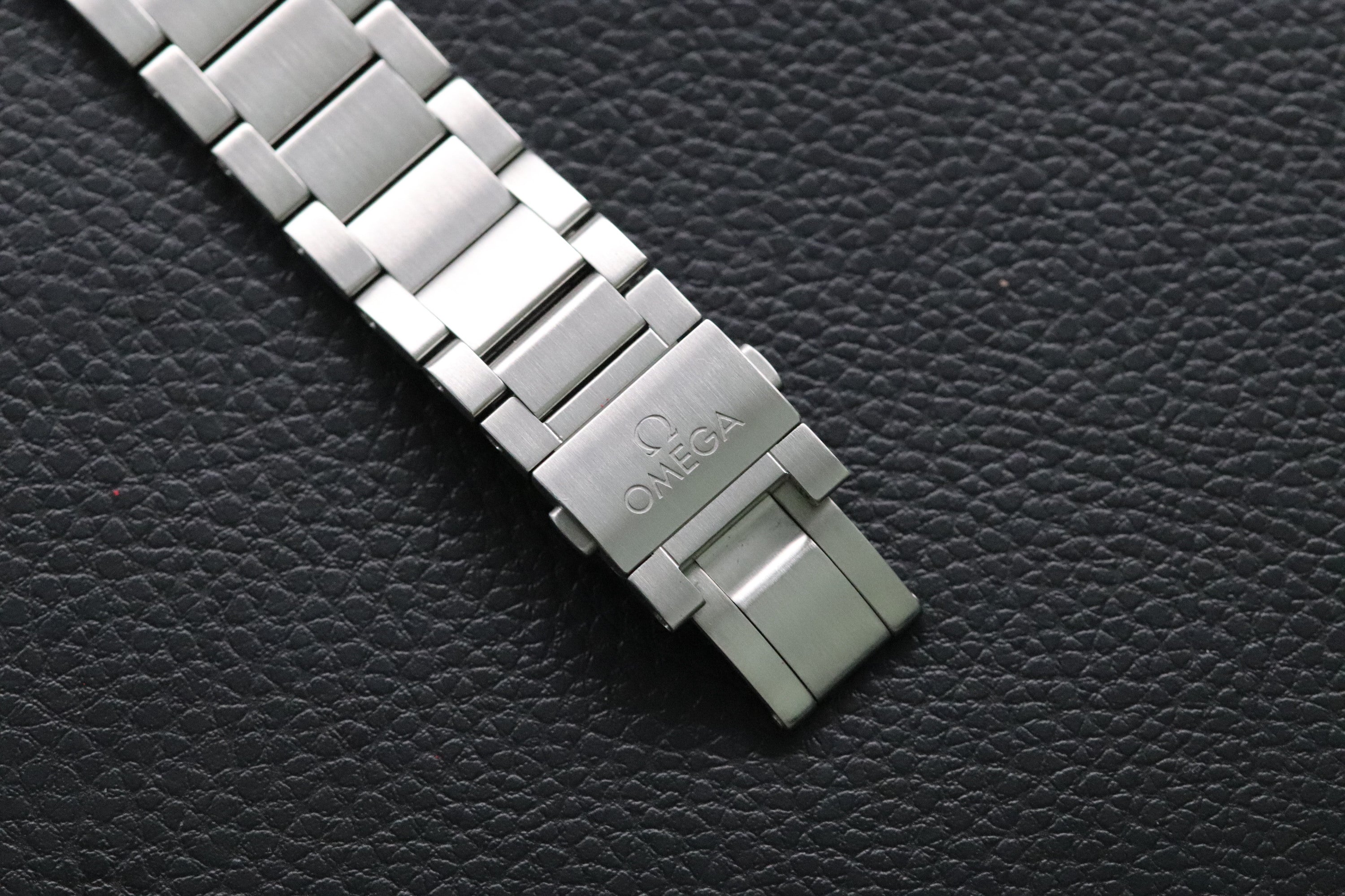 Omega Seamaster Railmaster 220.10.40.20.03.001 Fullset 2024 Box+Papers