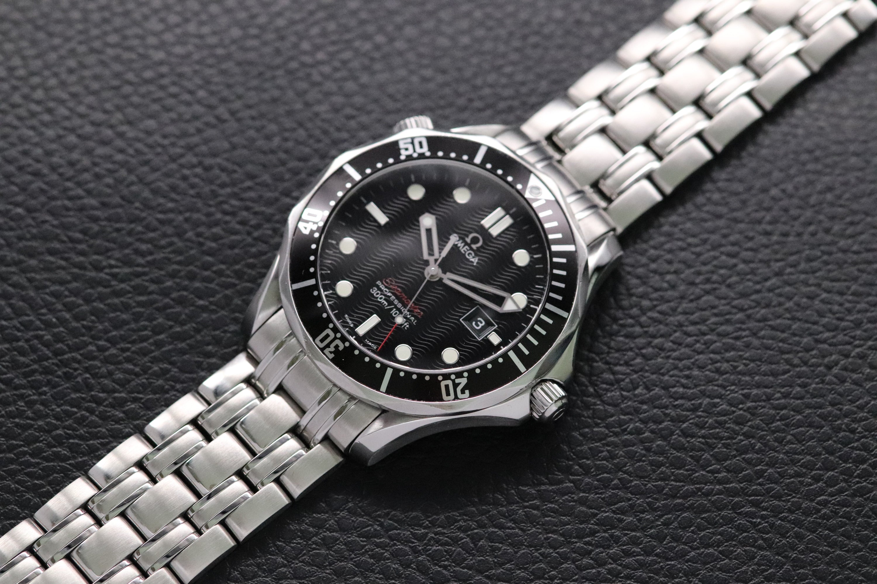 Omega Seamaster Diver 300M 212.30.41.61.01.001 Black Dial 2016