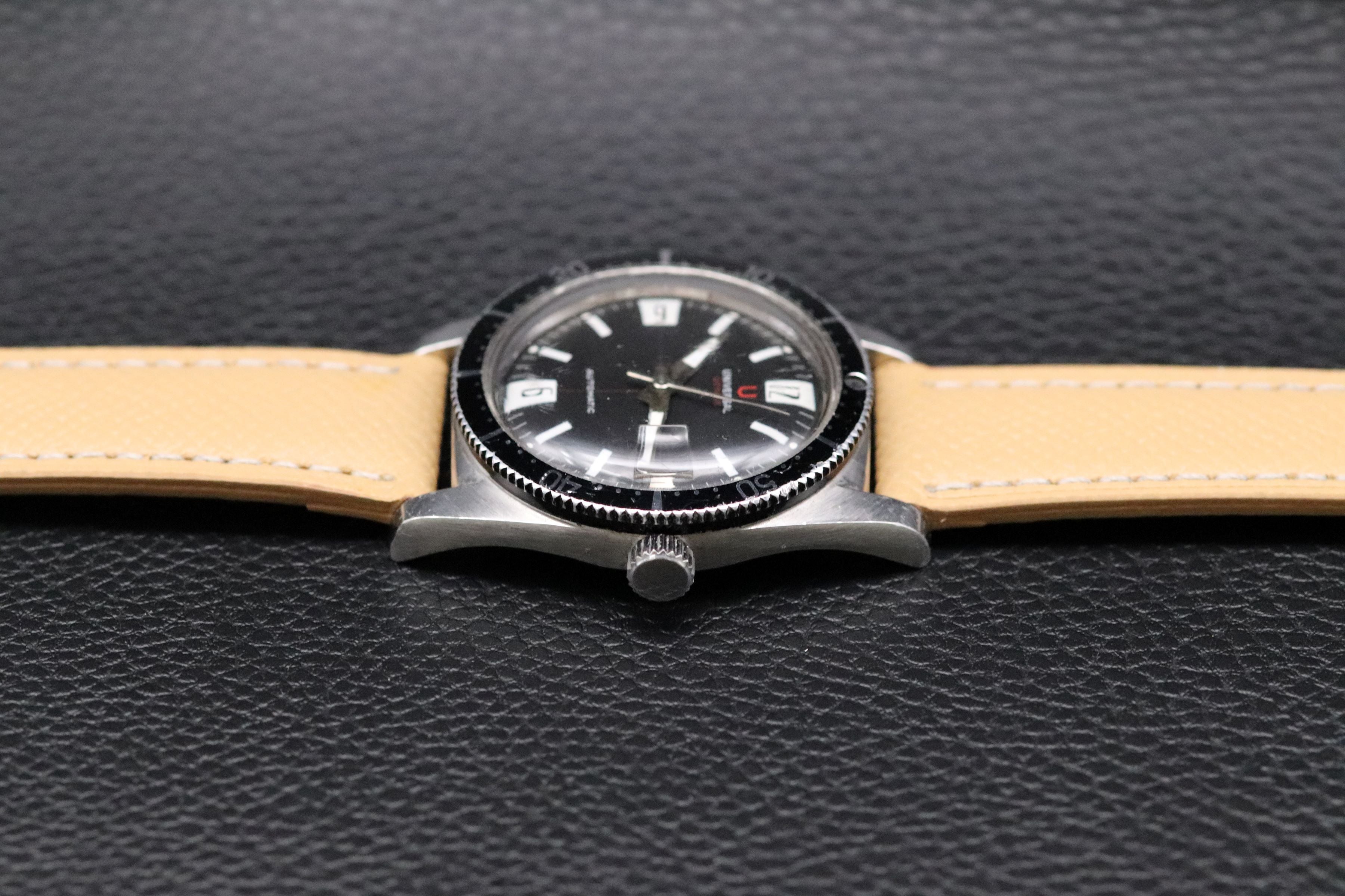 Universal Genève Polerouter Sub 869109/01 Diver 1965