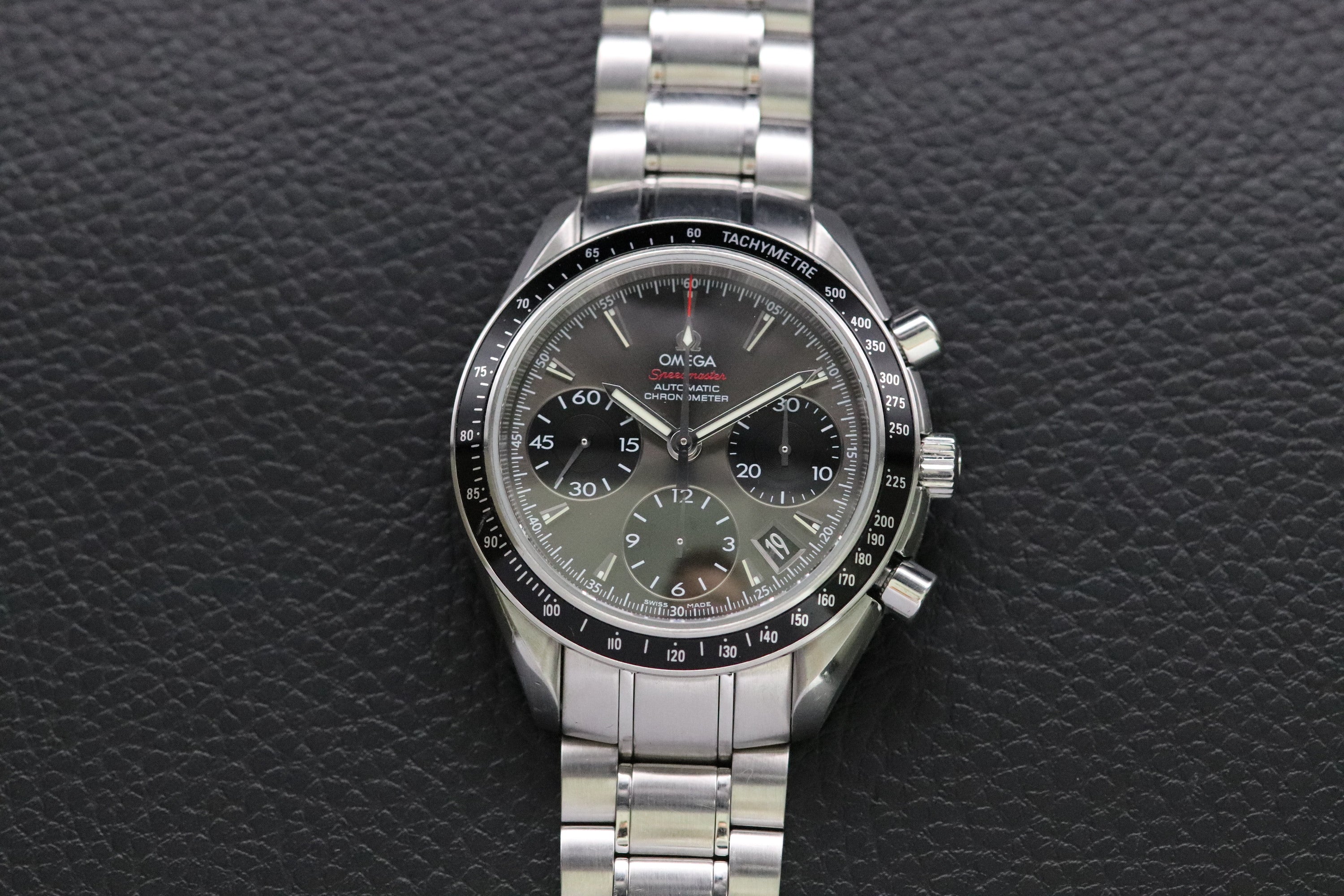 Omega Speedmaster 323.30.40.40.06.001 Papers 2018