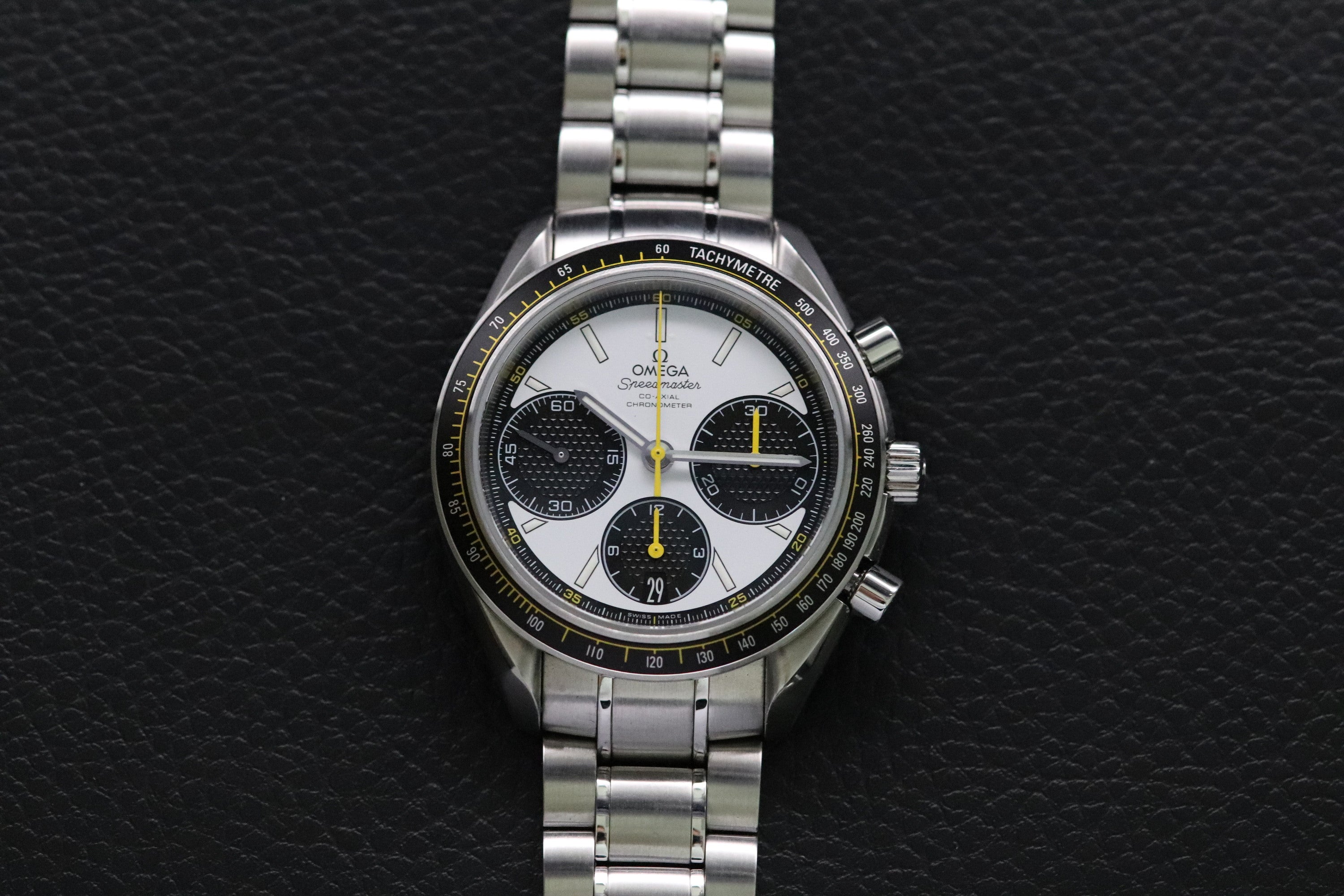 Omega Speedmaster Racing 326.30.40.50.04.001 Fullset 2017 Box+Papers