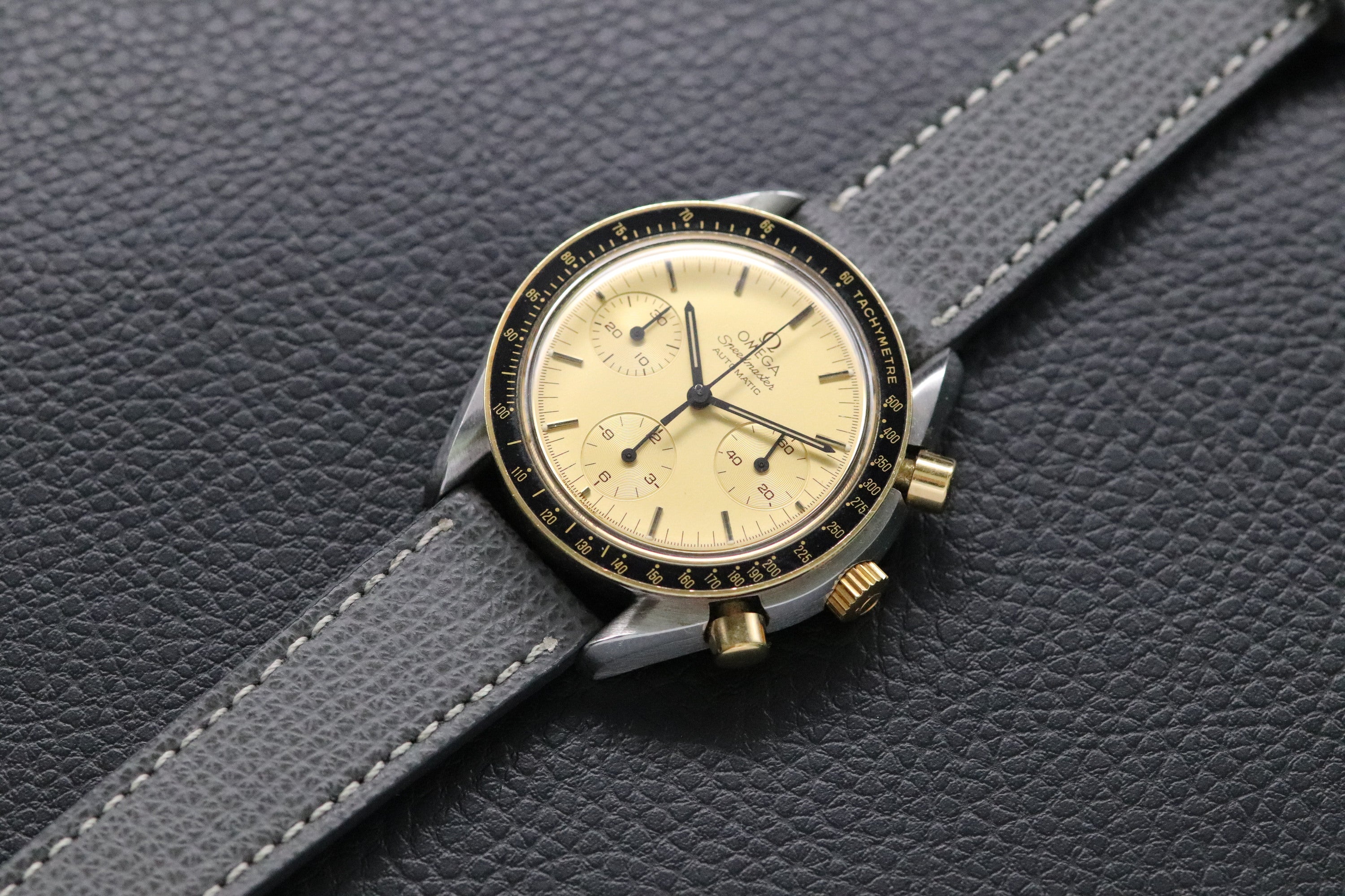 Omega Speedmaster Reduced 3310.10 Gold 1989