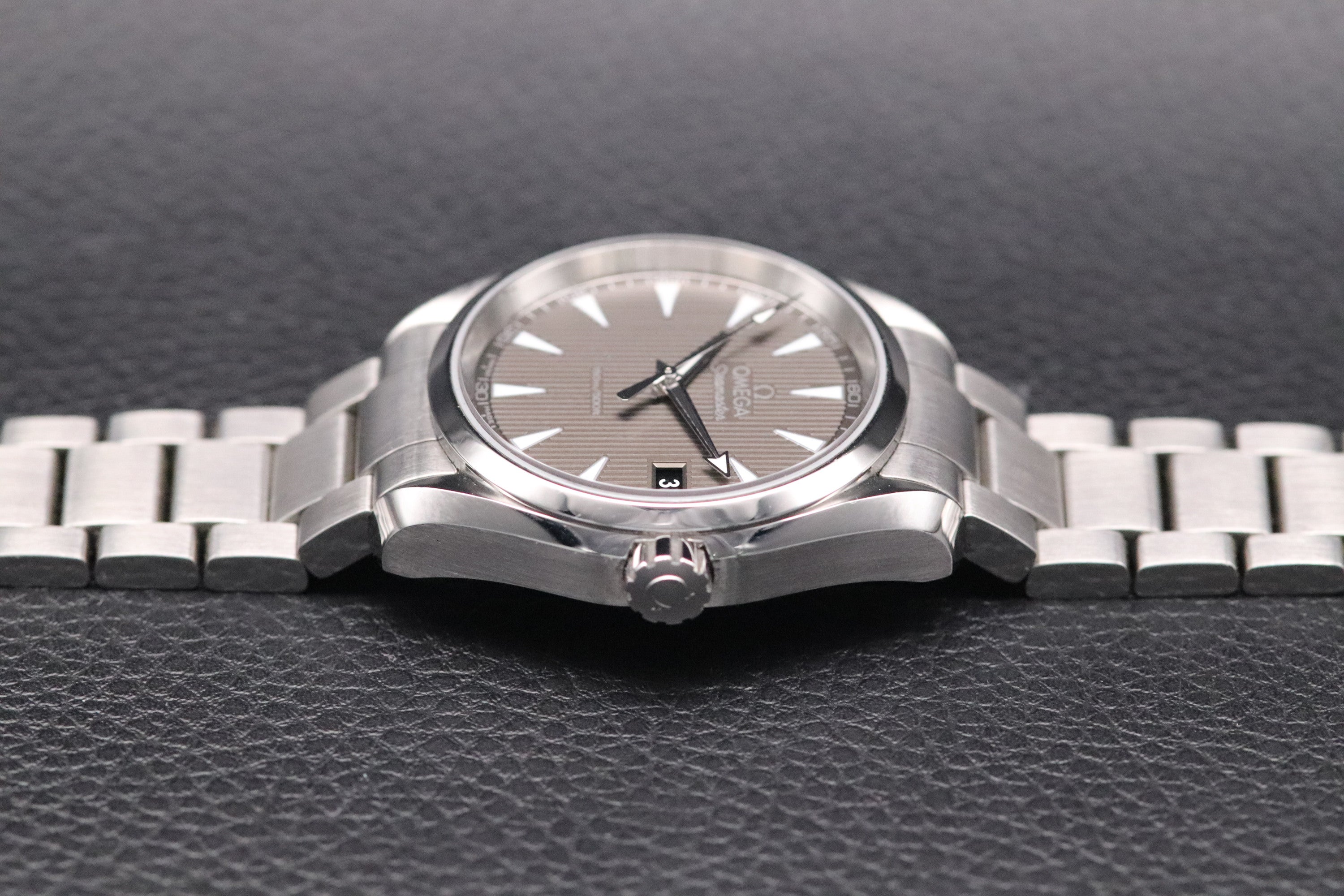 Omega Seamaster Aqua Terra 231.10.39.60.06.001 Grey Dial 2018