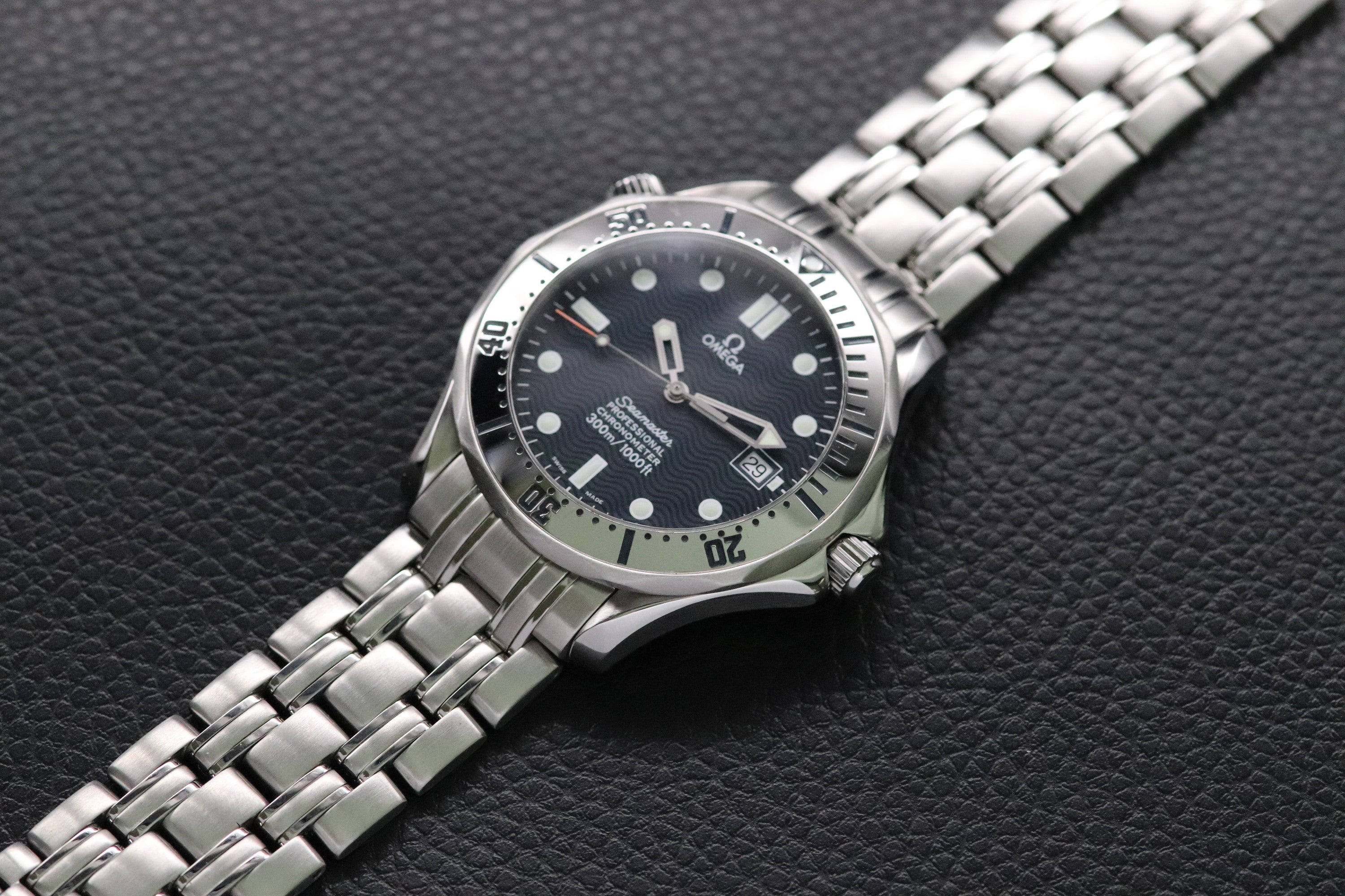 Omega Seamaster 2532.80 Blue Dial 2002 Papers