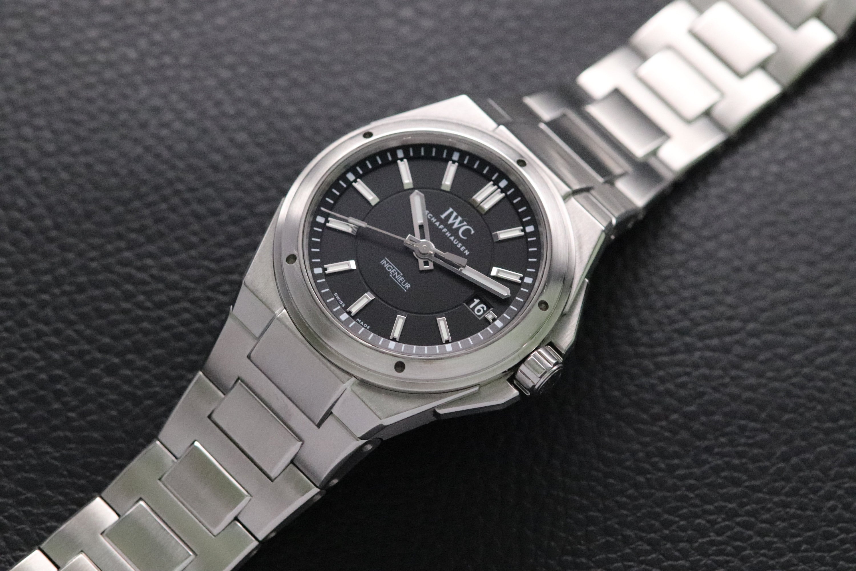 IWC Ingenieur Automatic IW323902 Papers 2013