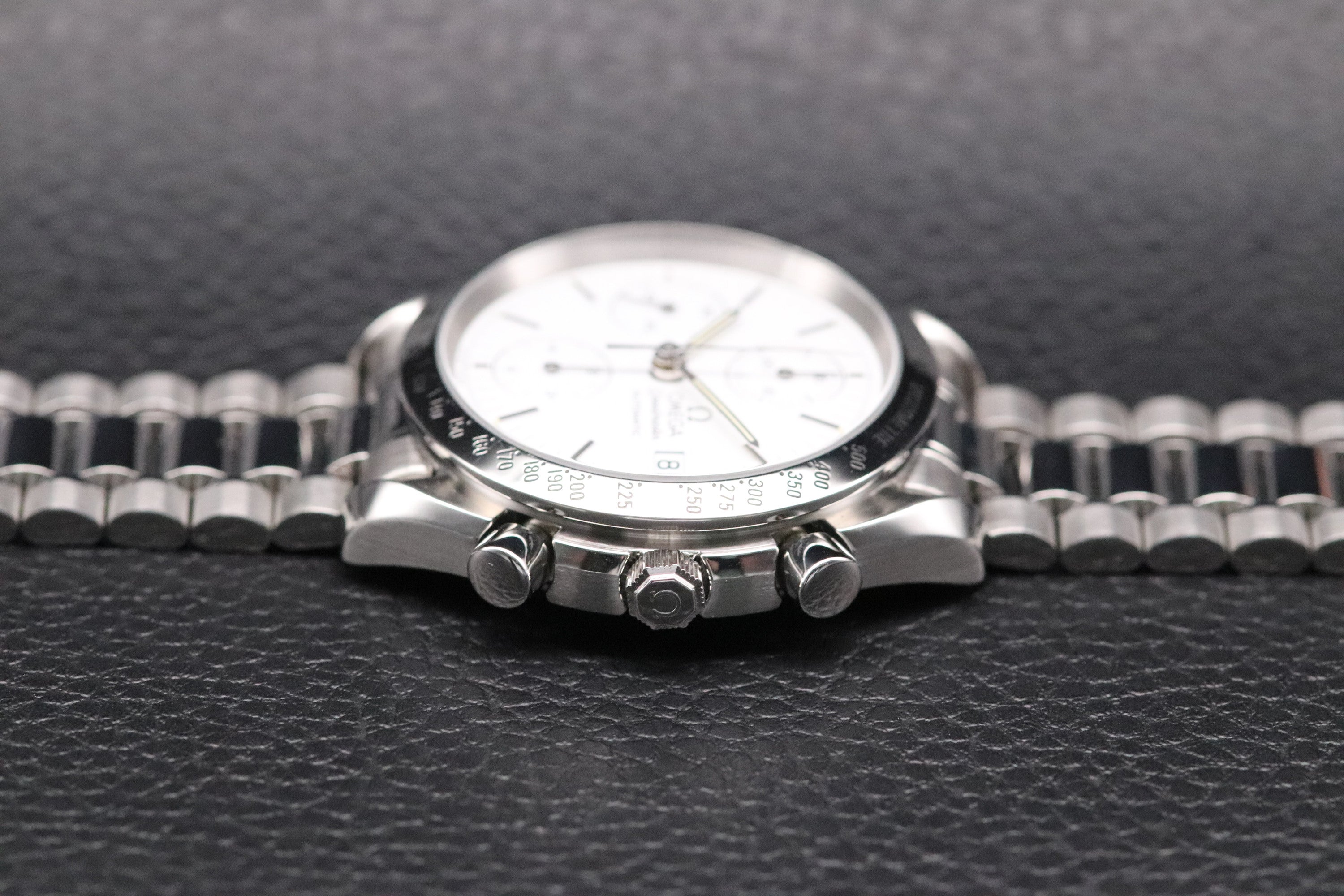 Omega Speedmaster Date 3511.20 White Dial 1993 Albino