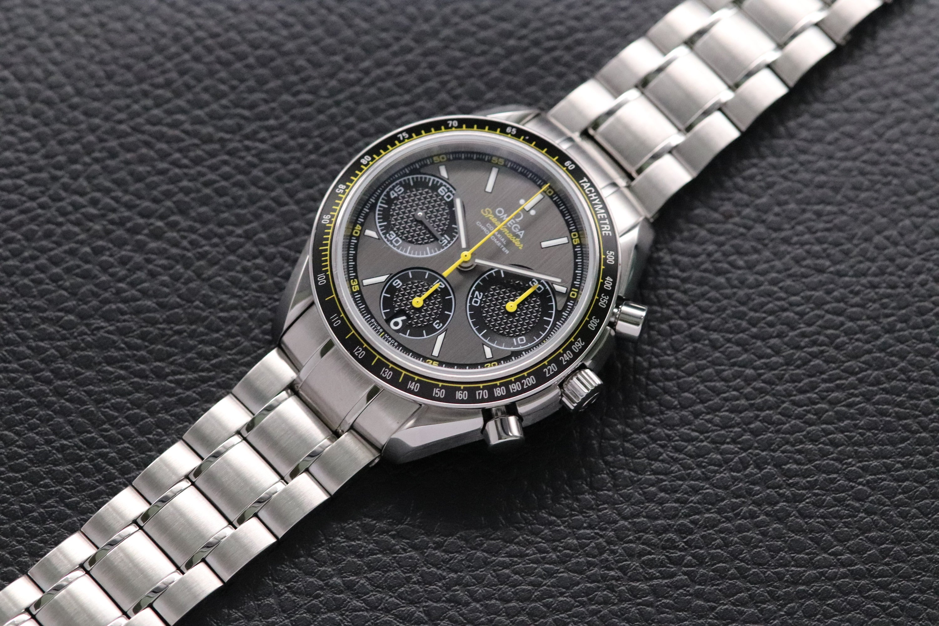 Omega Speedmaster Racing 326.30.40.50.06.001 Fullset 2017 Box+Paper