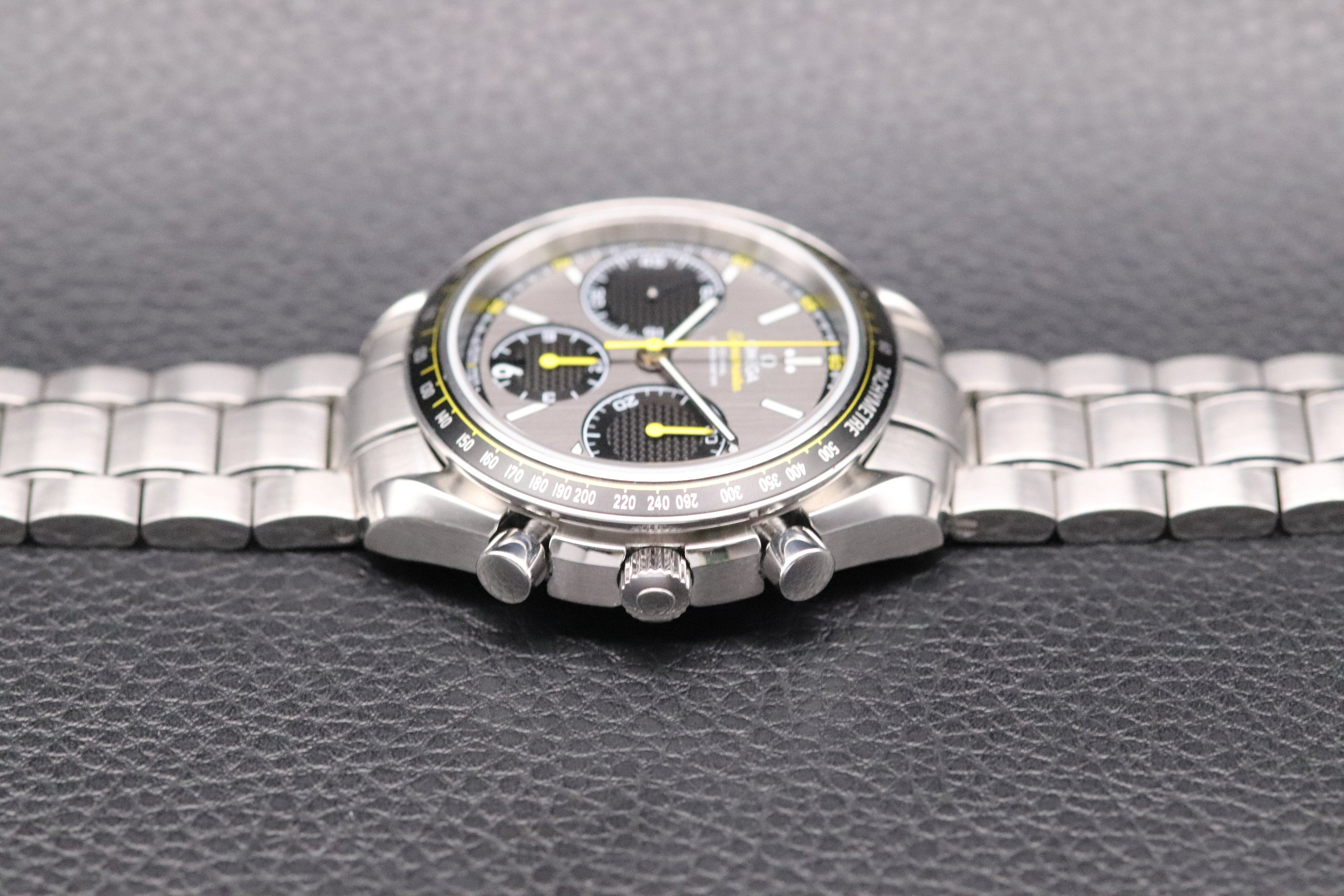 Omega Speedmaster Racing 326.30.40.50.06.001 Fullset 2017 Box+Paper