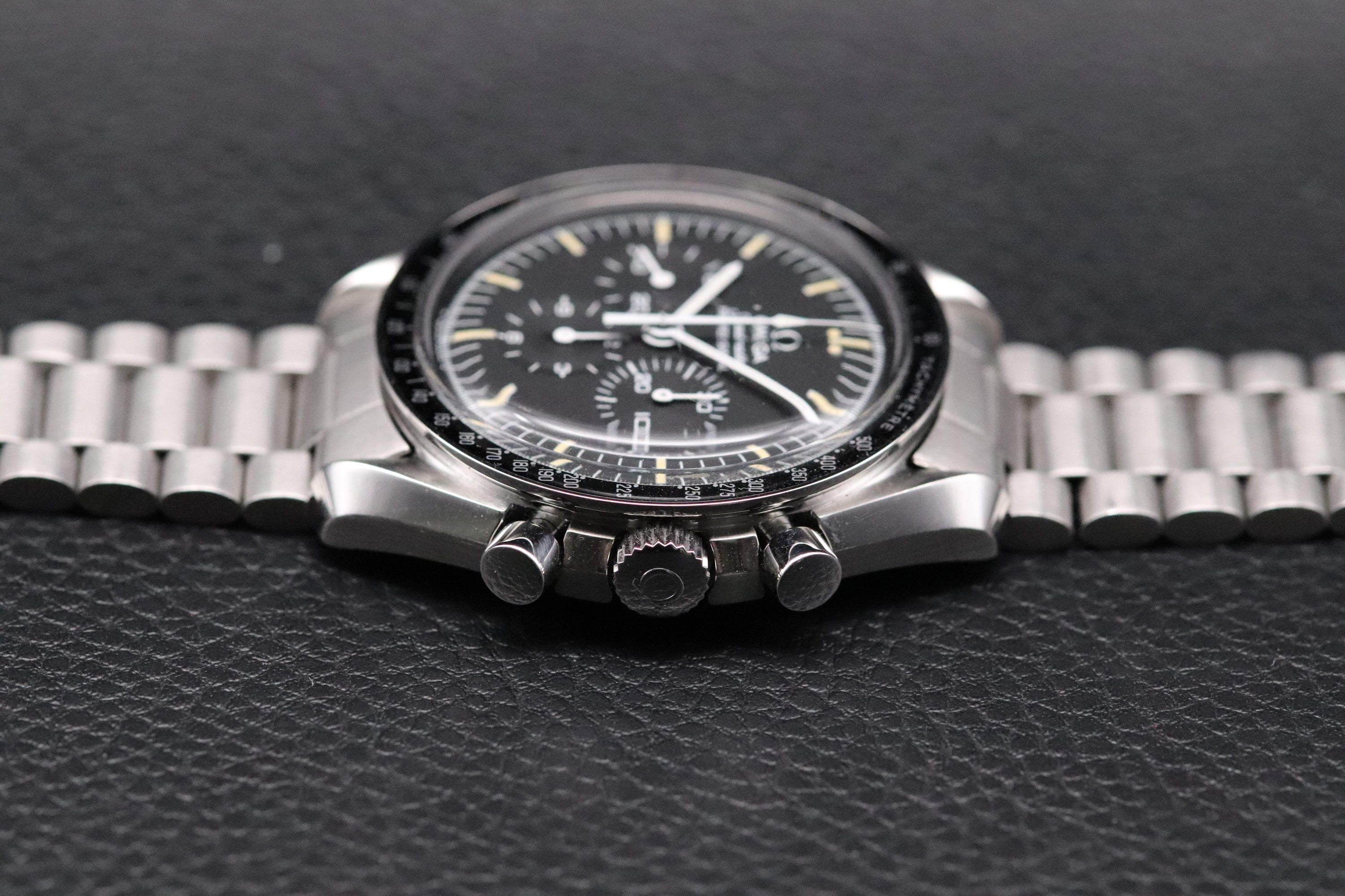 Omega Speedmaster Professional Moonwatch 145.0022 Fullset 1982 Box+Papers