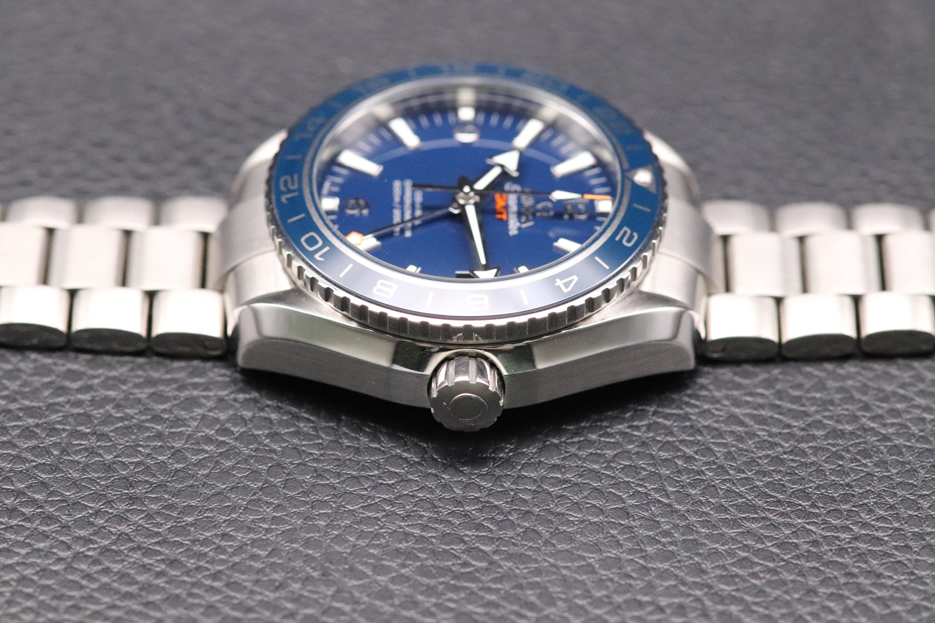 Omega Seamaster Planet Ocean GMT 232.90.44.22.03.001 Fullset 2019 Box+Papers
