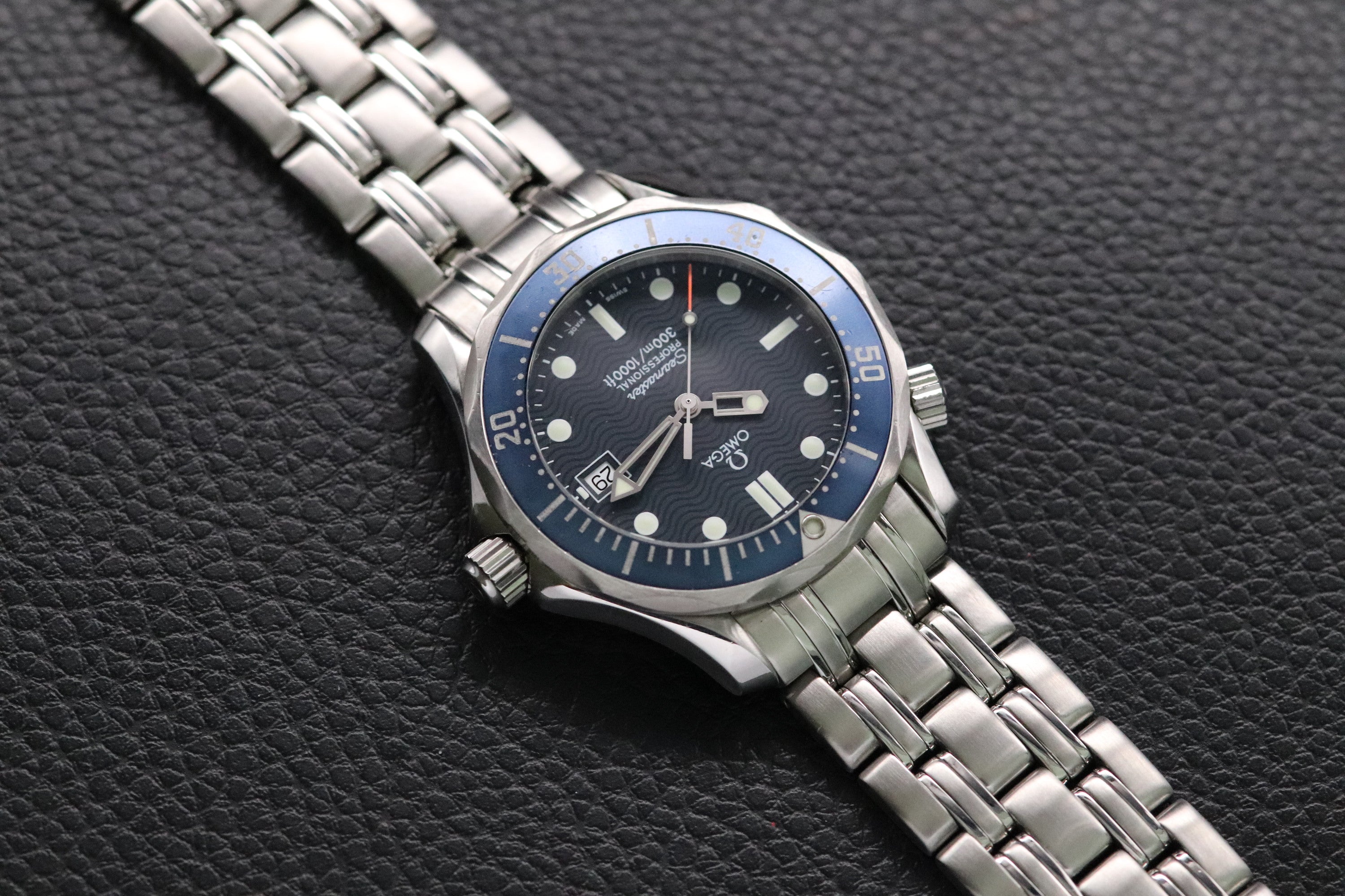 Omega Seamaster 300 2561.80 Blue Dial 1998