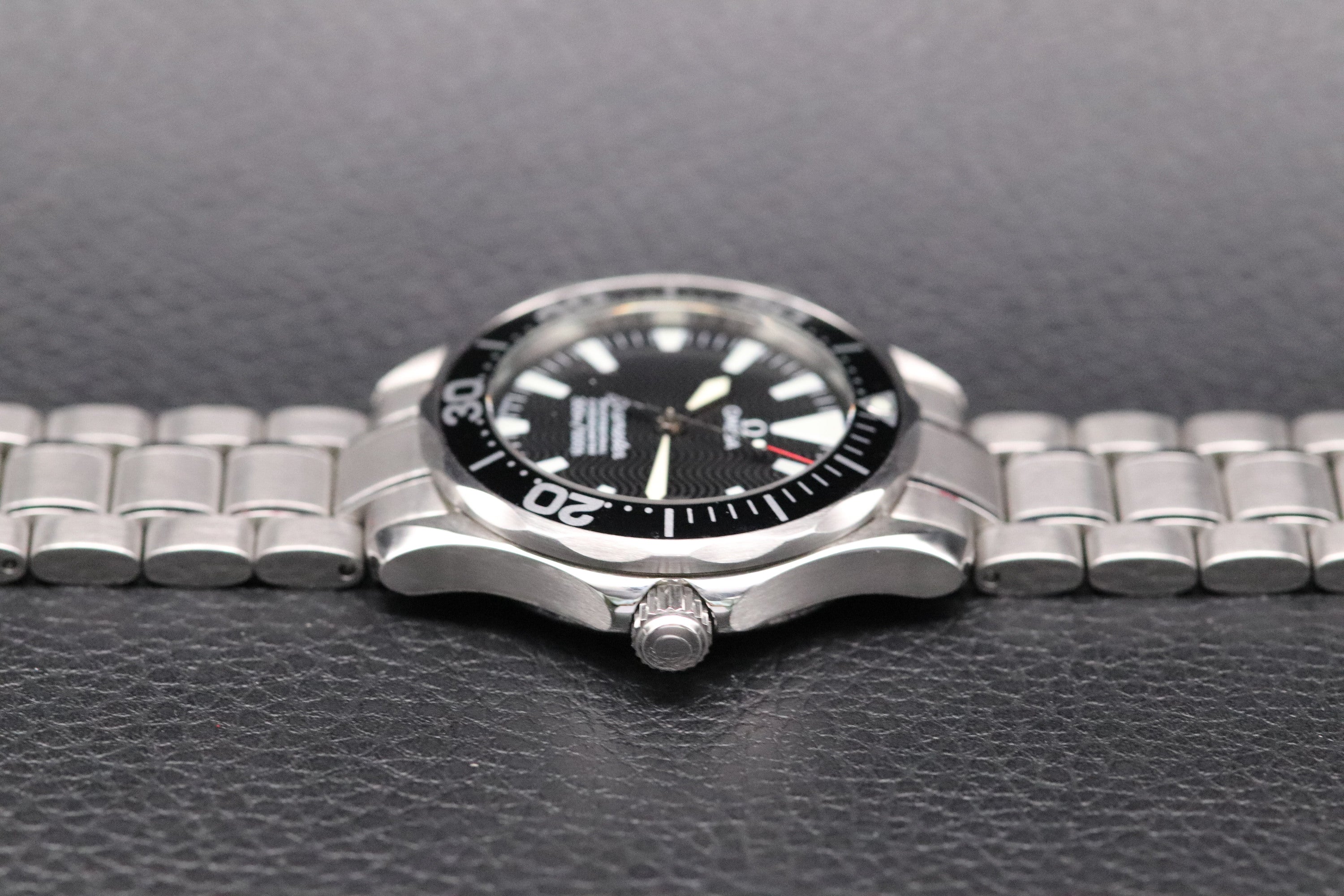 Omega Seamaster 300 2252.50 Fullset 2005 Box+Papers
