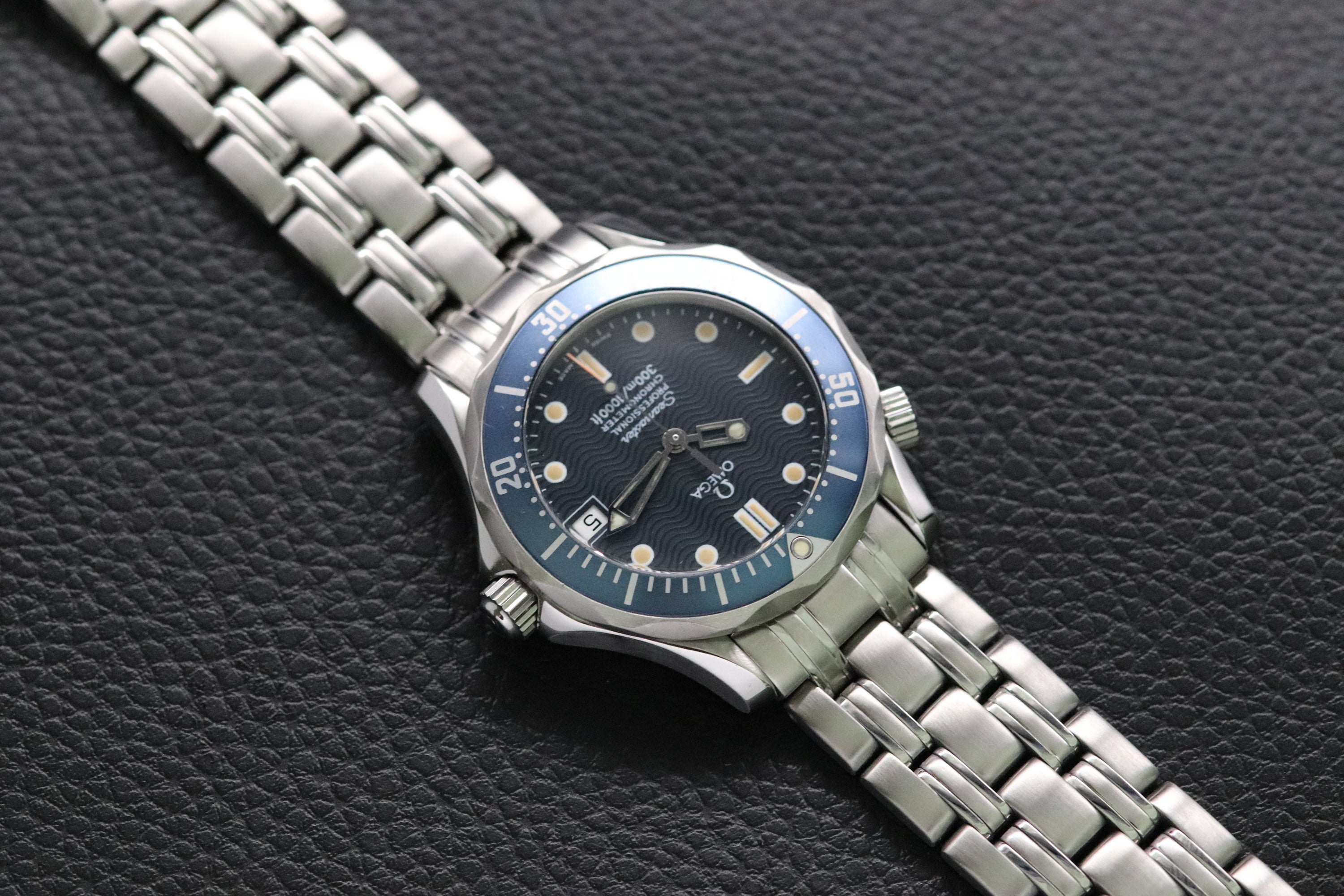 Omega Seamaster 300 2551.80 Blue Dial 1999