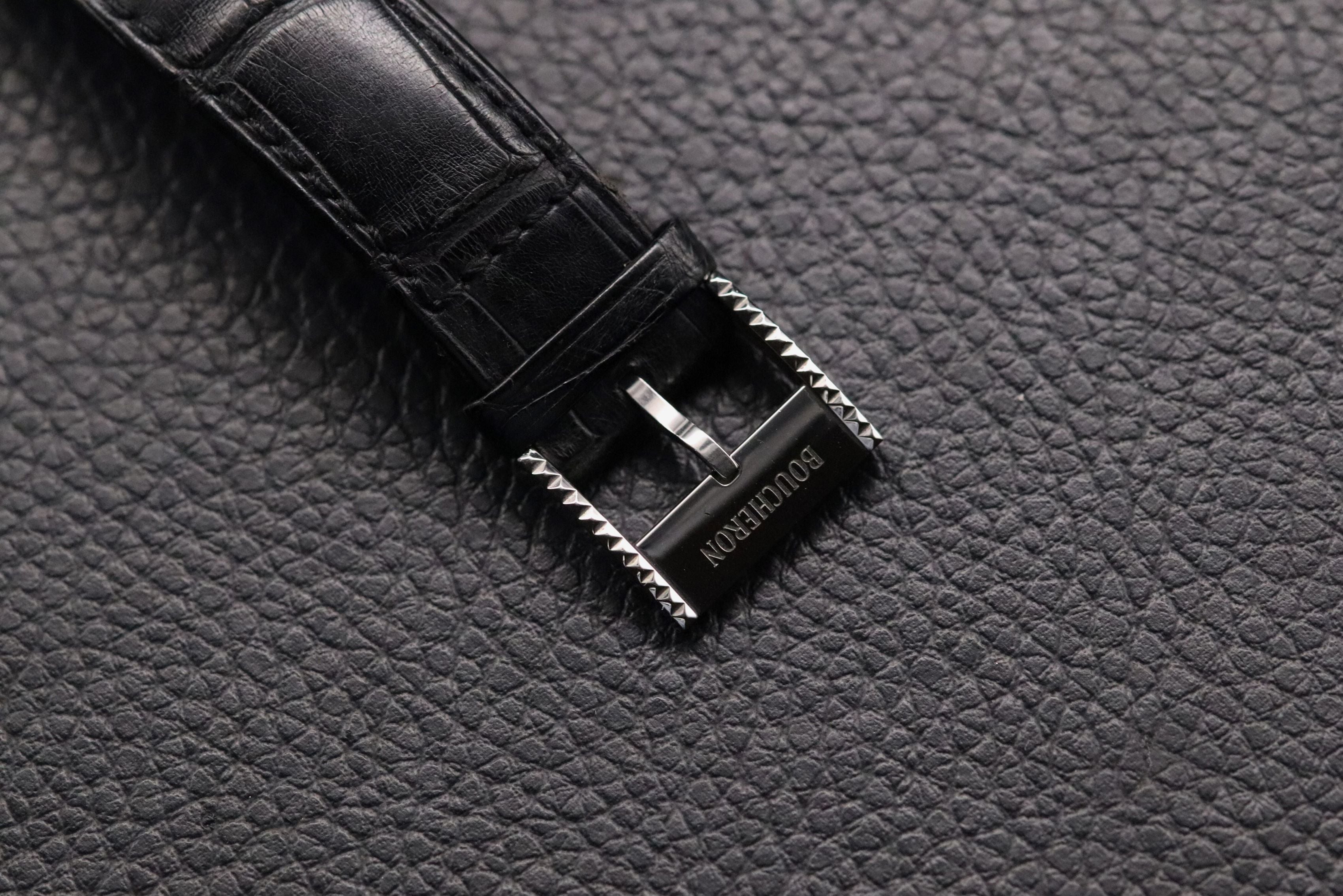 Boucheron Ronde Date WA010303 Automatic