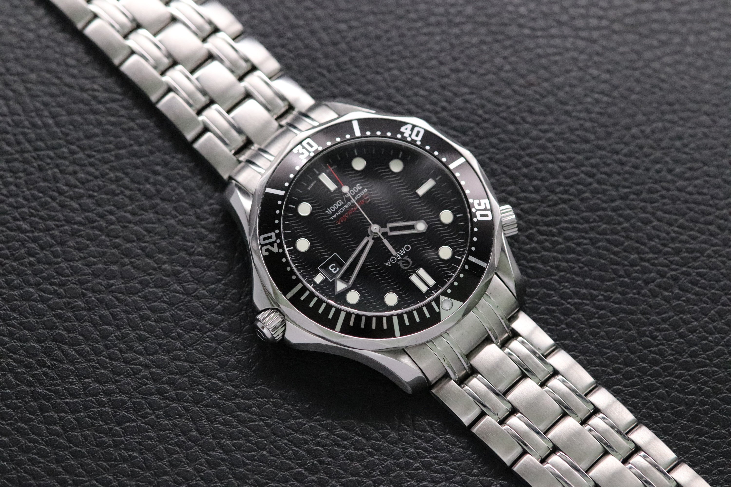 Omega Seamaster Diver 300M 212.30.41.61.01.001 Black Dial 2016