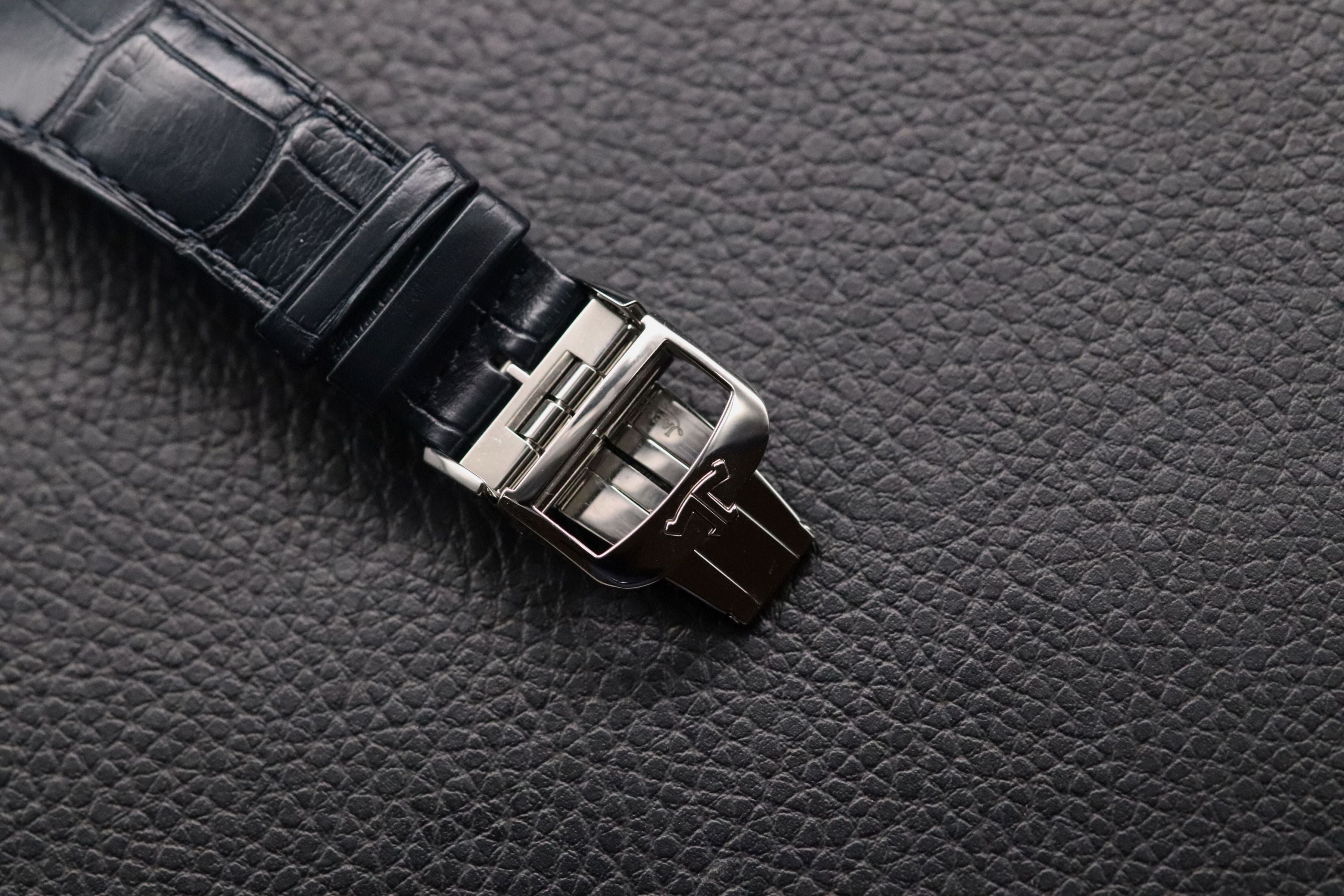 Jaeger-LeCoultre Master Grande Ultra Thin 174.8.90.S Blue