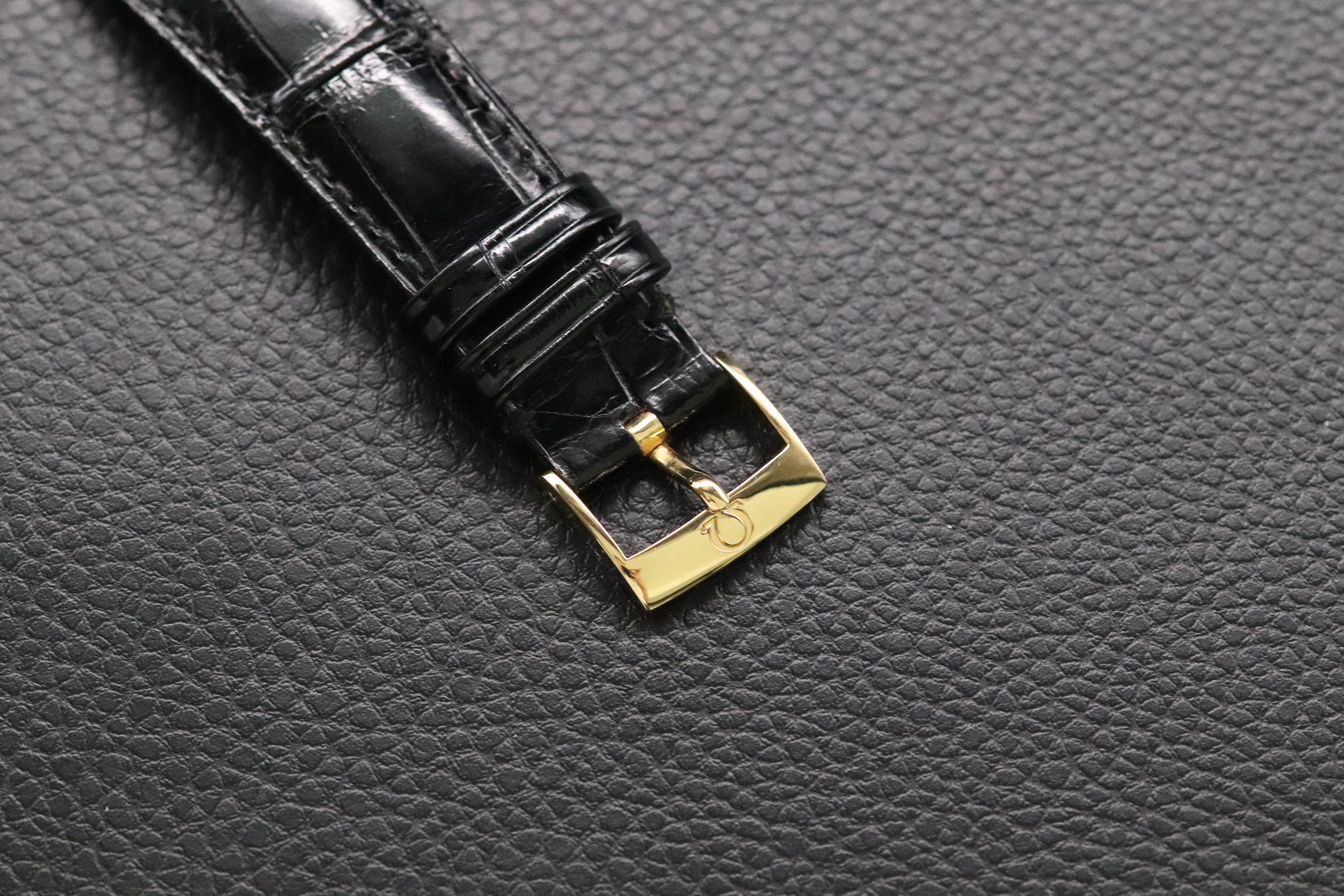 Omega De Ville 4720.21.01 Steel/Gold