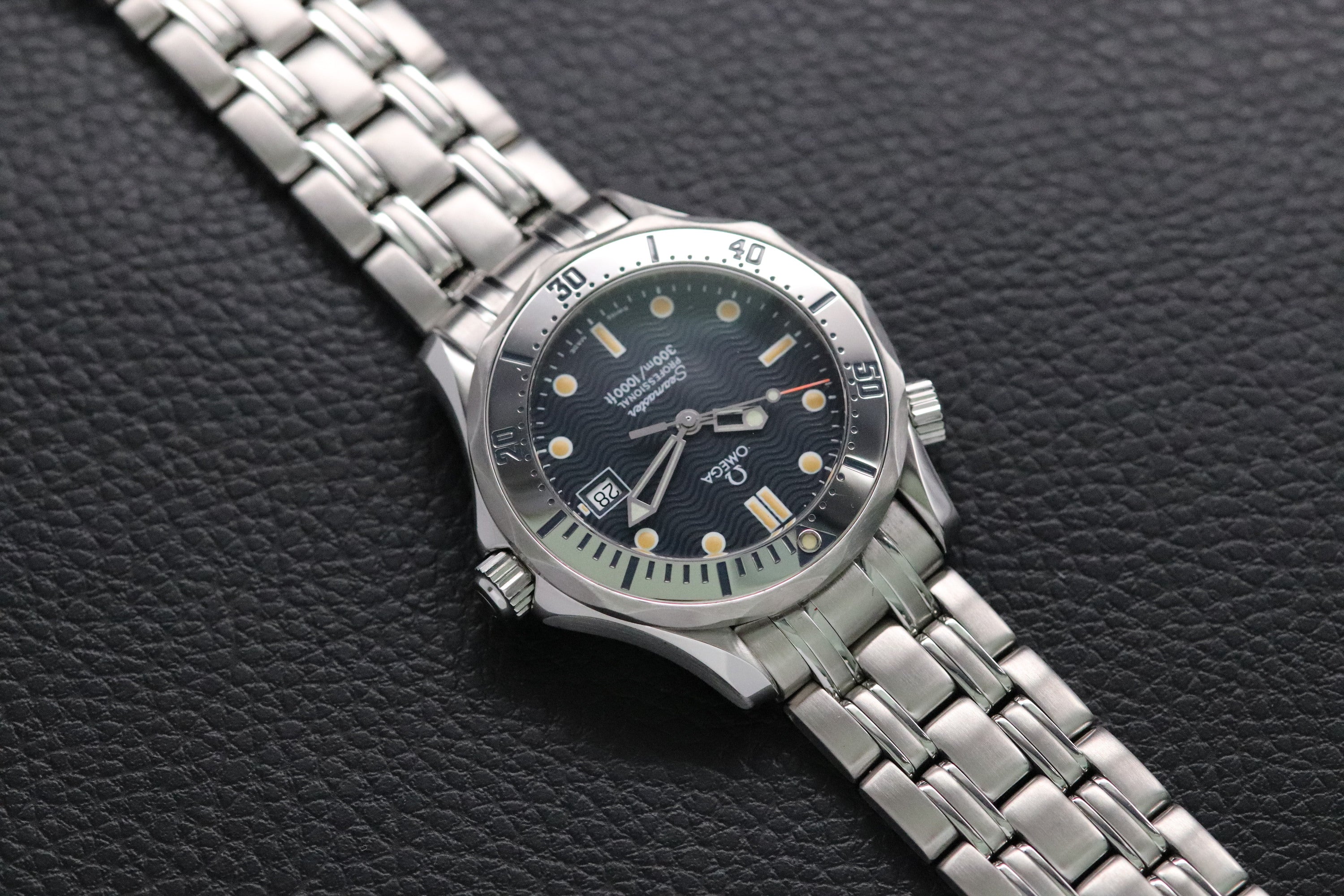 Omega Seamaster 300M 2562.80 Blue Dial 1995
