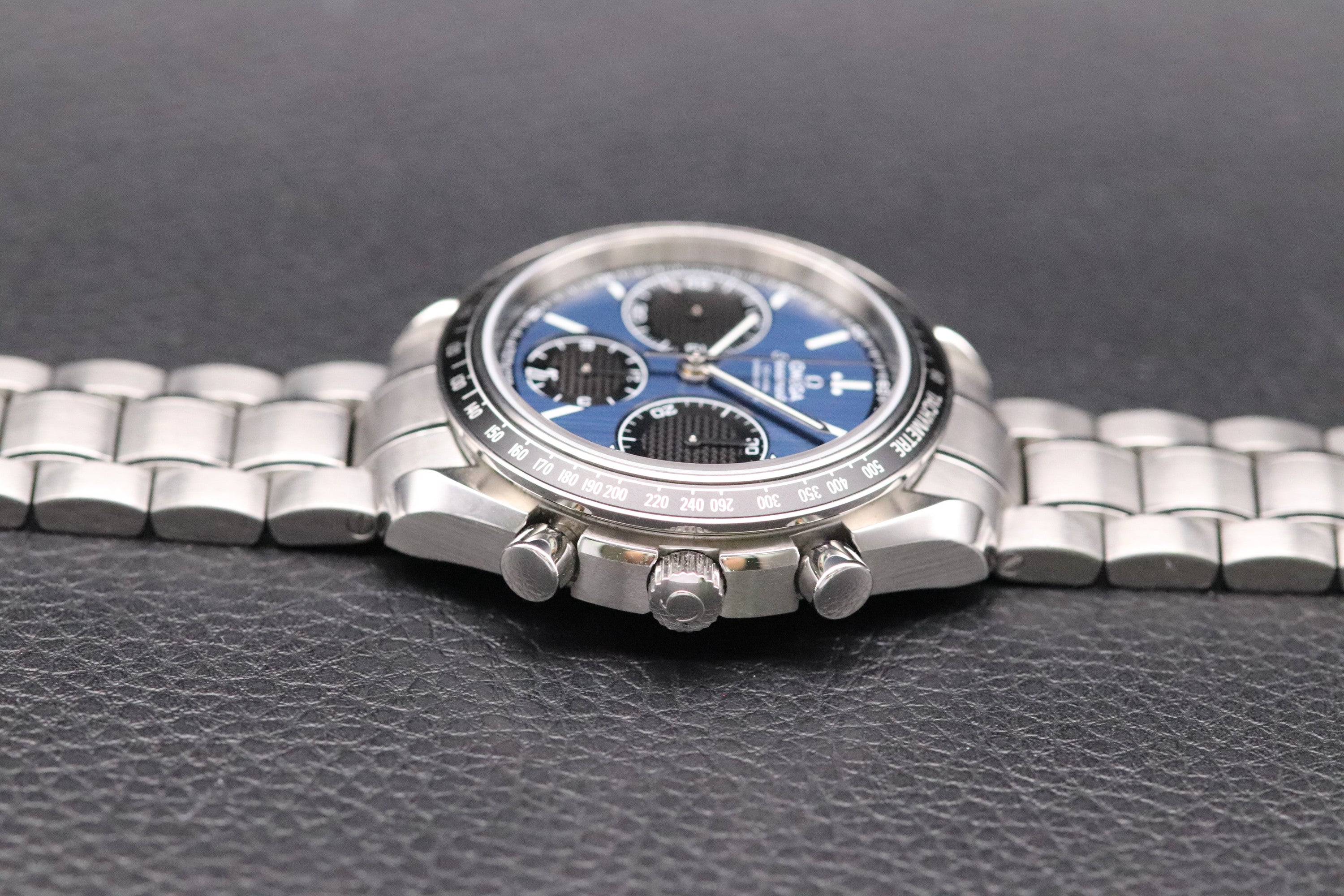 Omega Speedmaster Racing 326.30.40.50.03.001 Fullset 2025 Box+Papers
