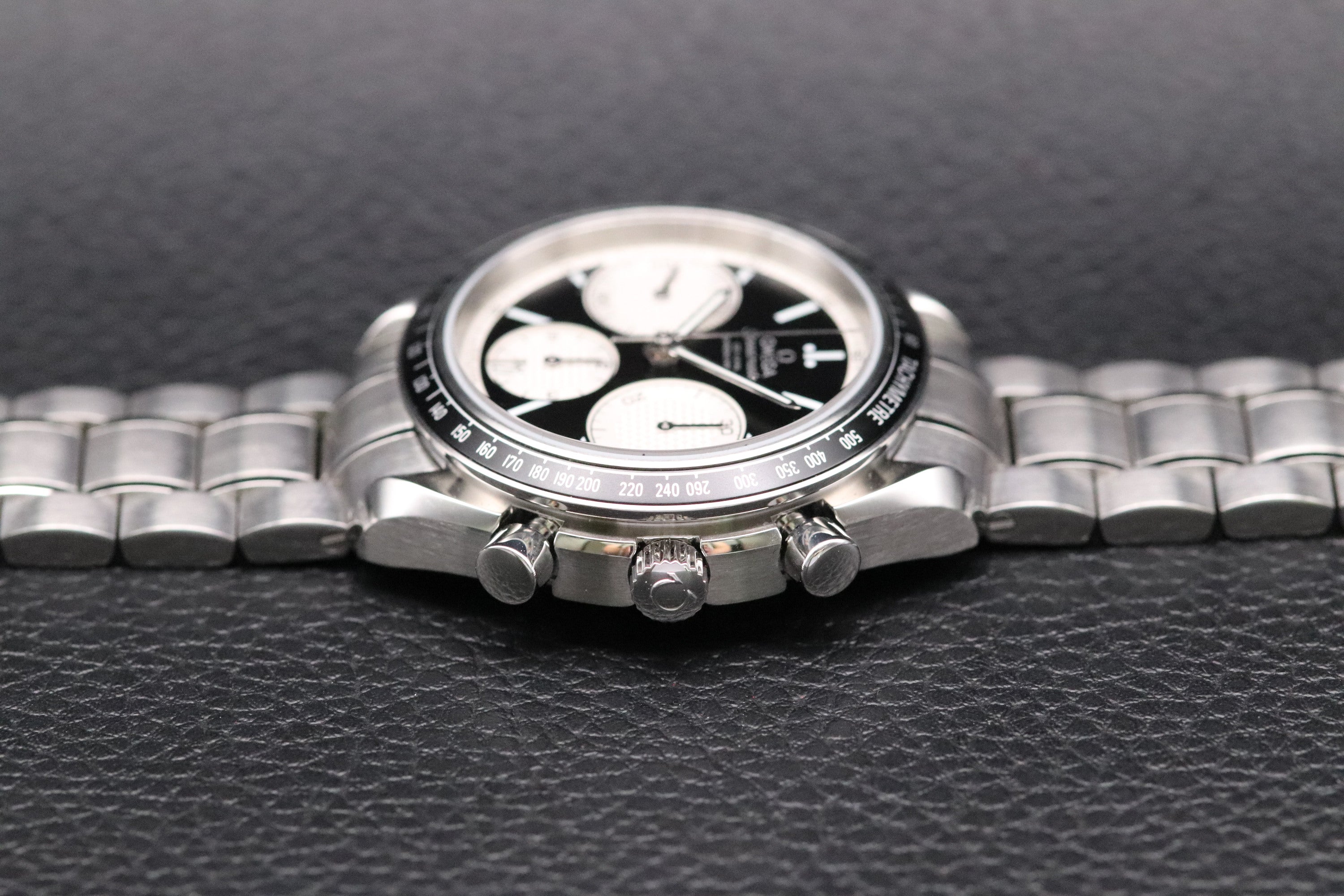Omega Speedmaster Racing 326.30.40.50.01.002 Panda 2024 Fullset