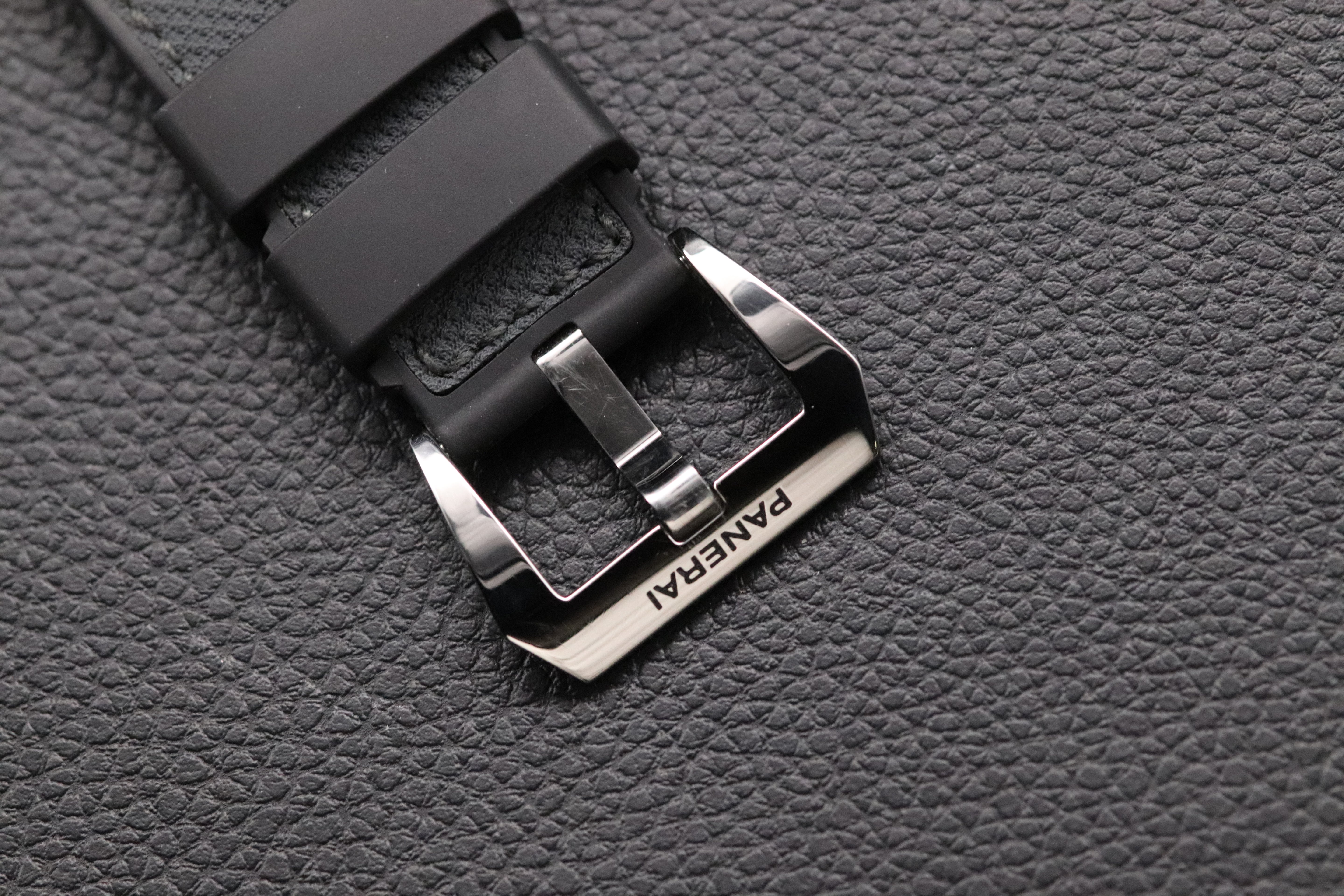 Panerai Luminor Marina PAM00631 Luna Rossa 2018