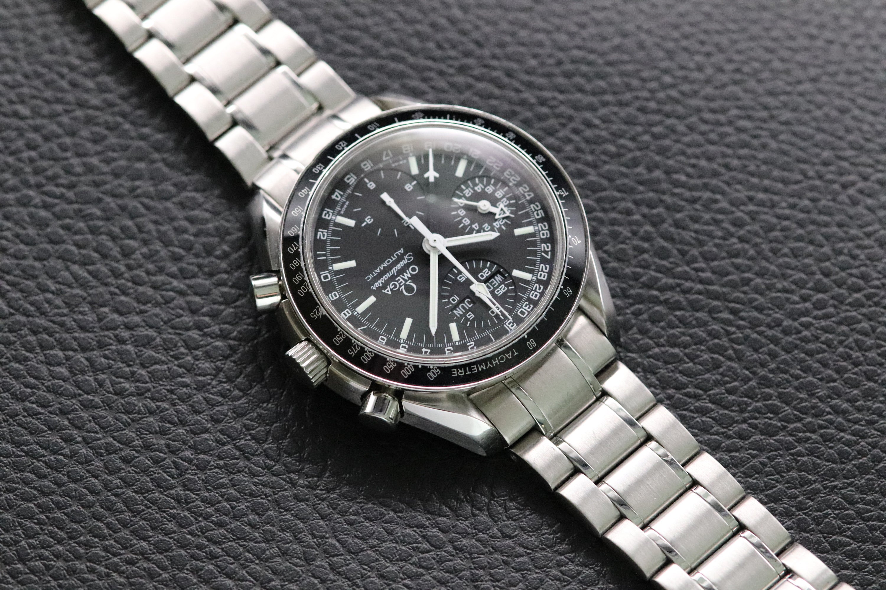 Omega Speedmaster Day Date 3520.50 Black Dial 1998 Papers