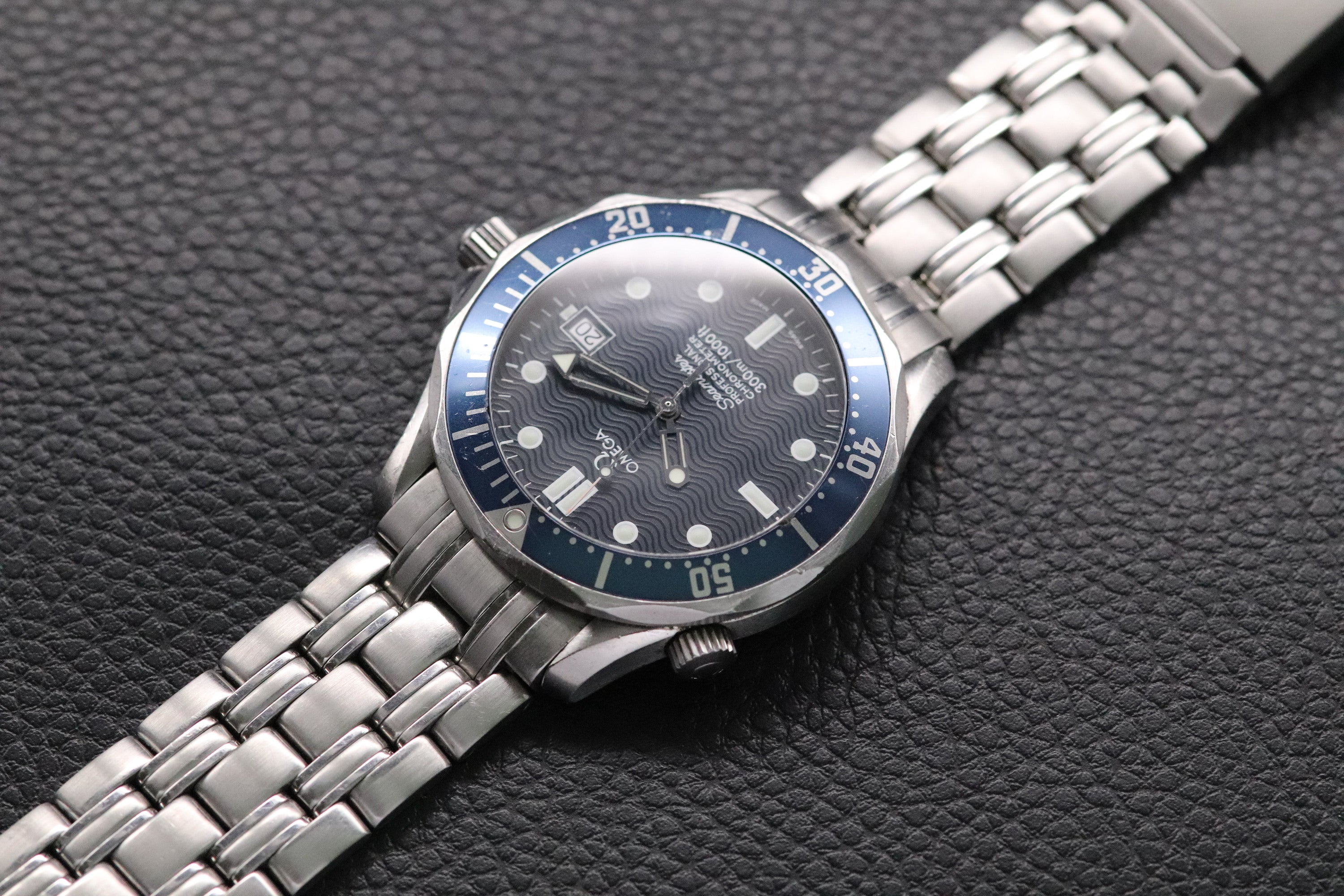 Omega Seamaster James Bond 2531.80 Blue 1999