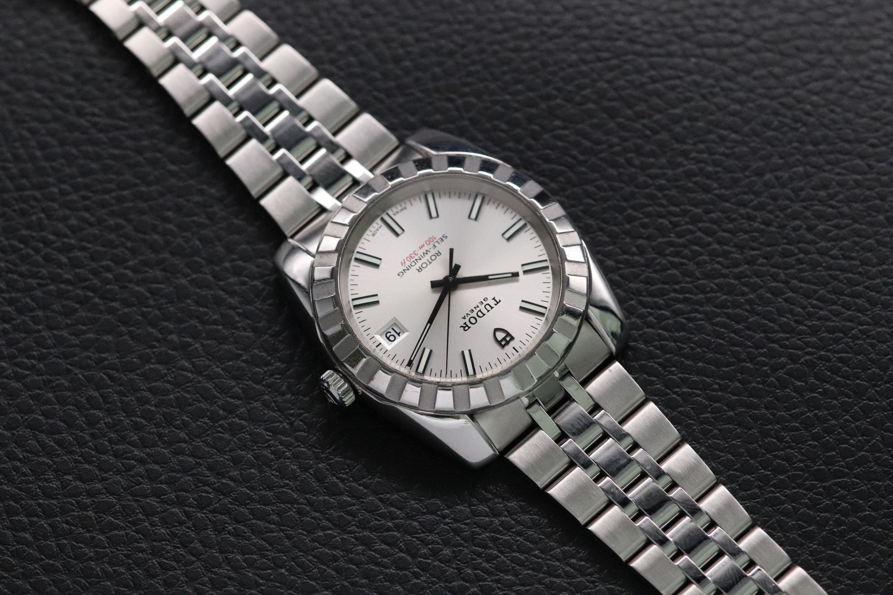 Tudor Classic Date 21010 Papers 2008