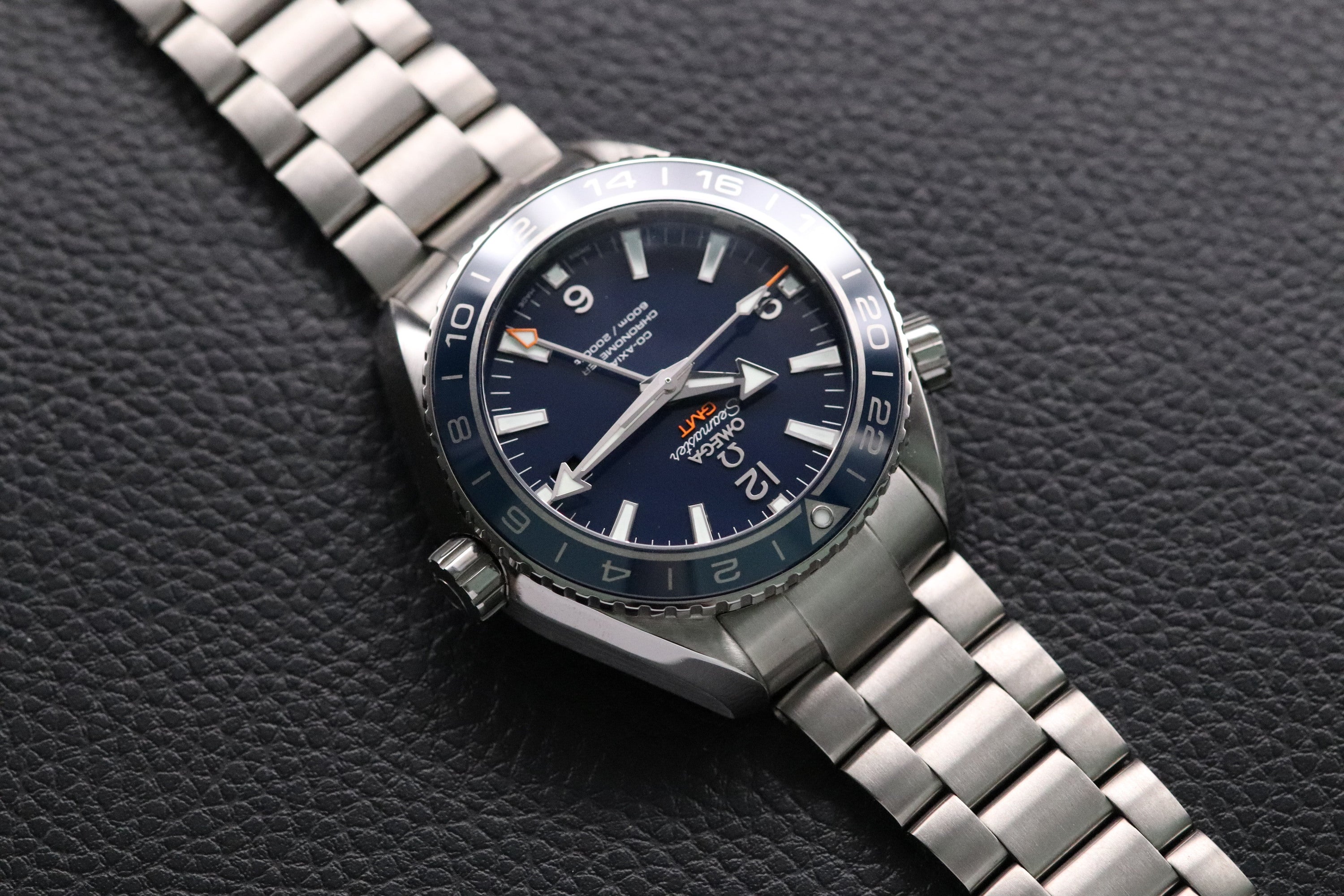 Omega Seamaster Planet Ocean GMT 232.90.44.22.03.001 Fullset 2019 Box+Papers