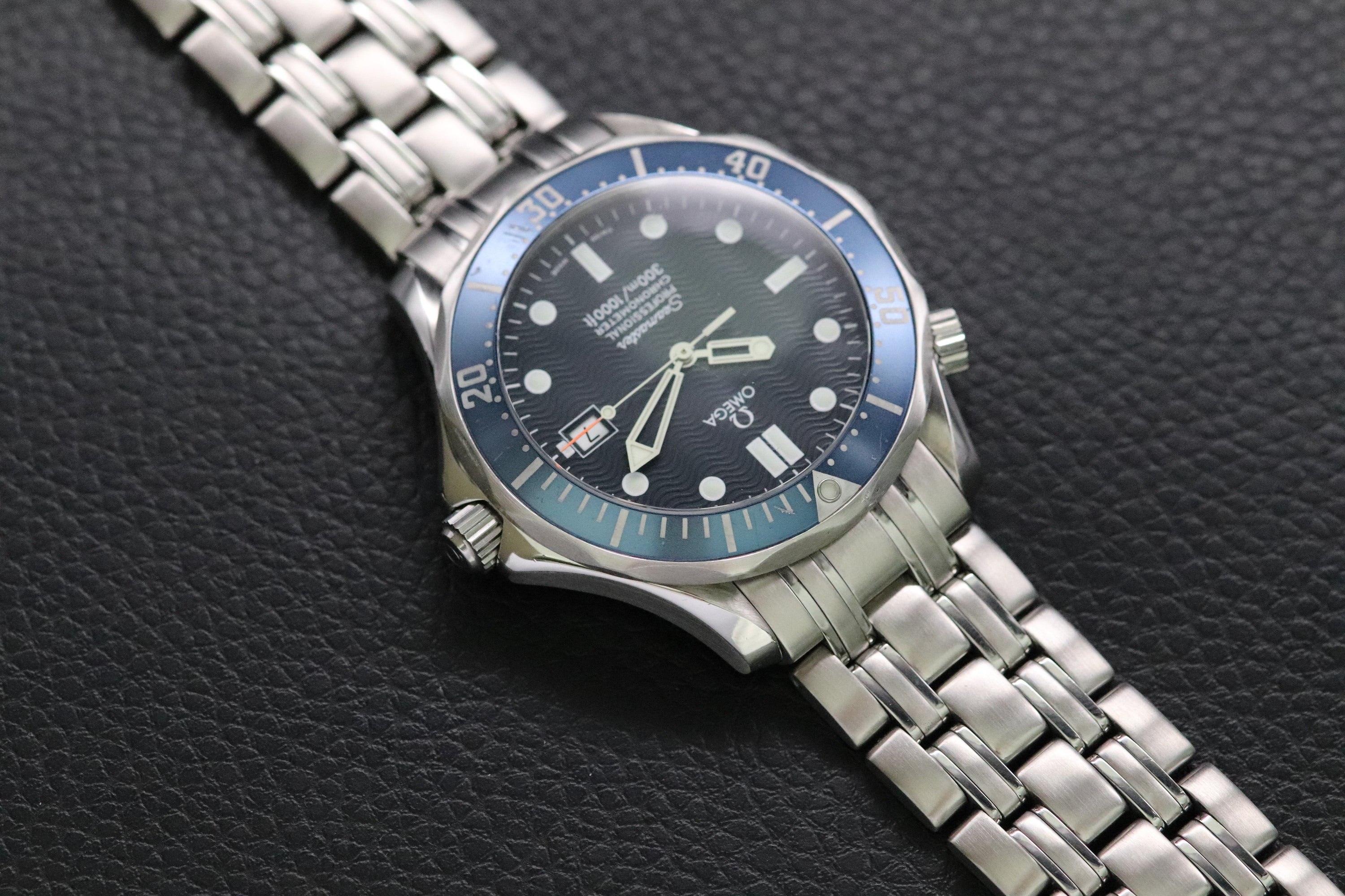 Omega Seamaster 2531.80 James Bond 1999 Papers