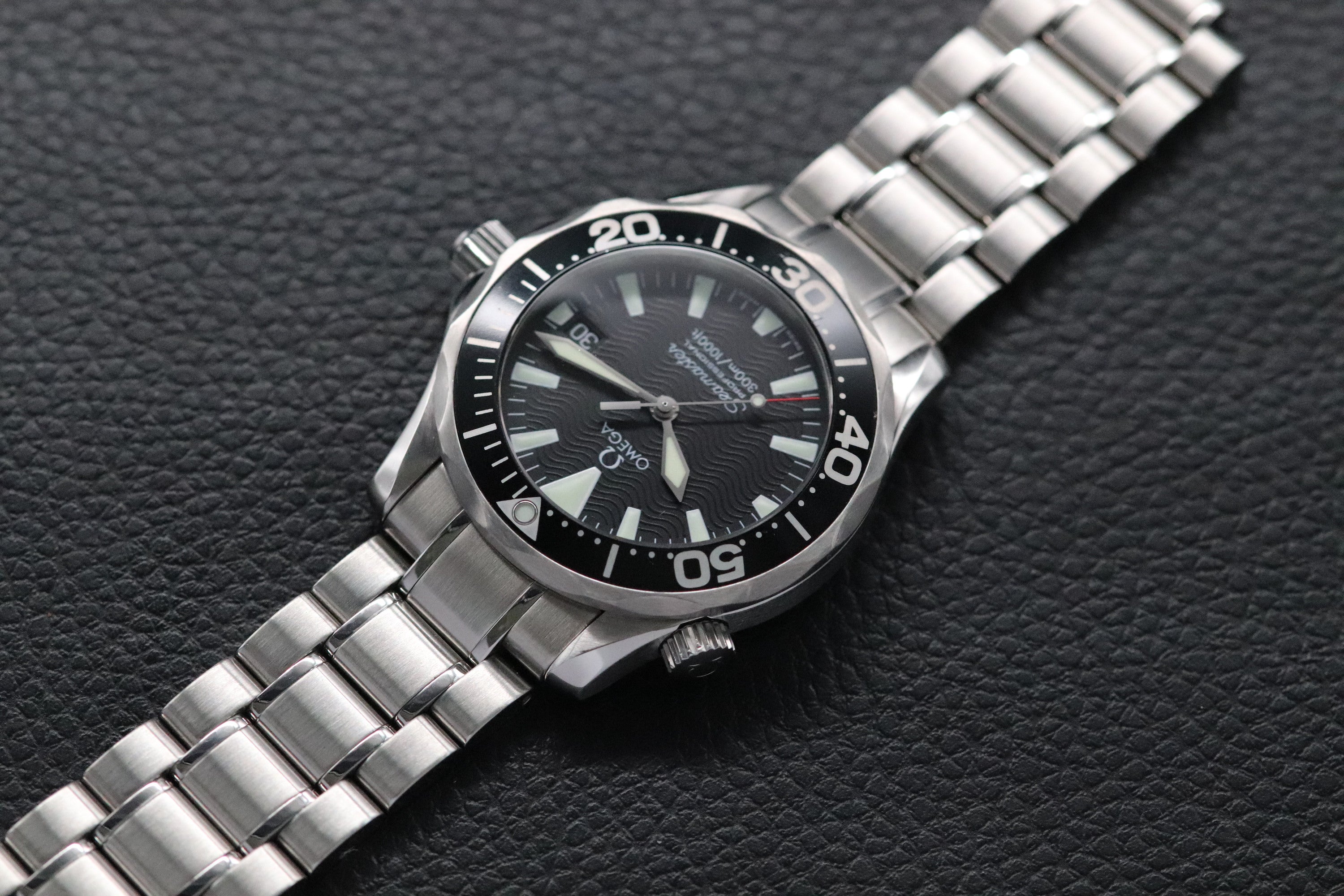 Omega Seamaster 300 2262.50 Black Dial 2005