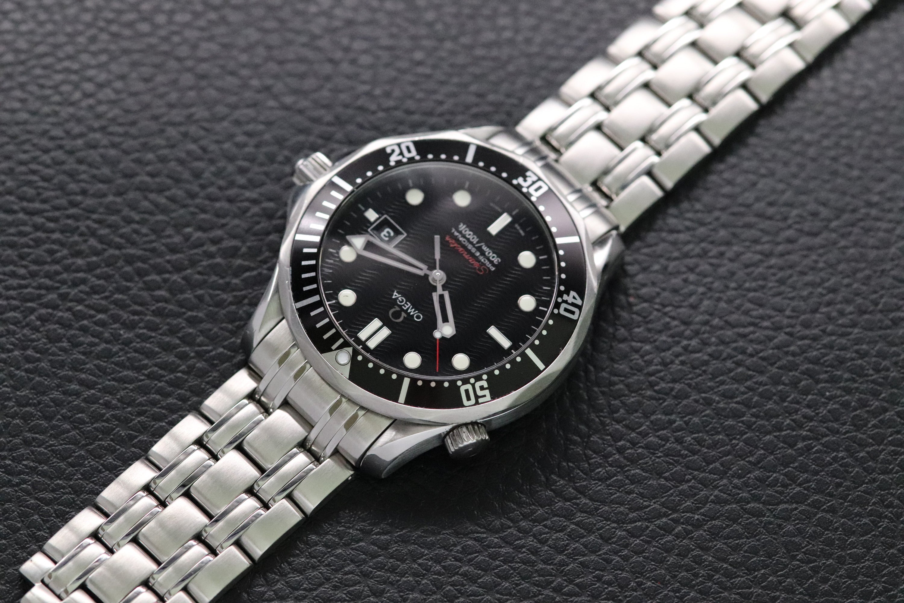 Omega Seamaster Diver 300M 212.30.41.61.01.001 Black Dial 2016