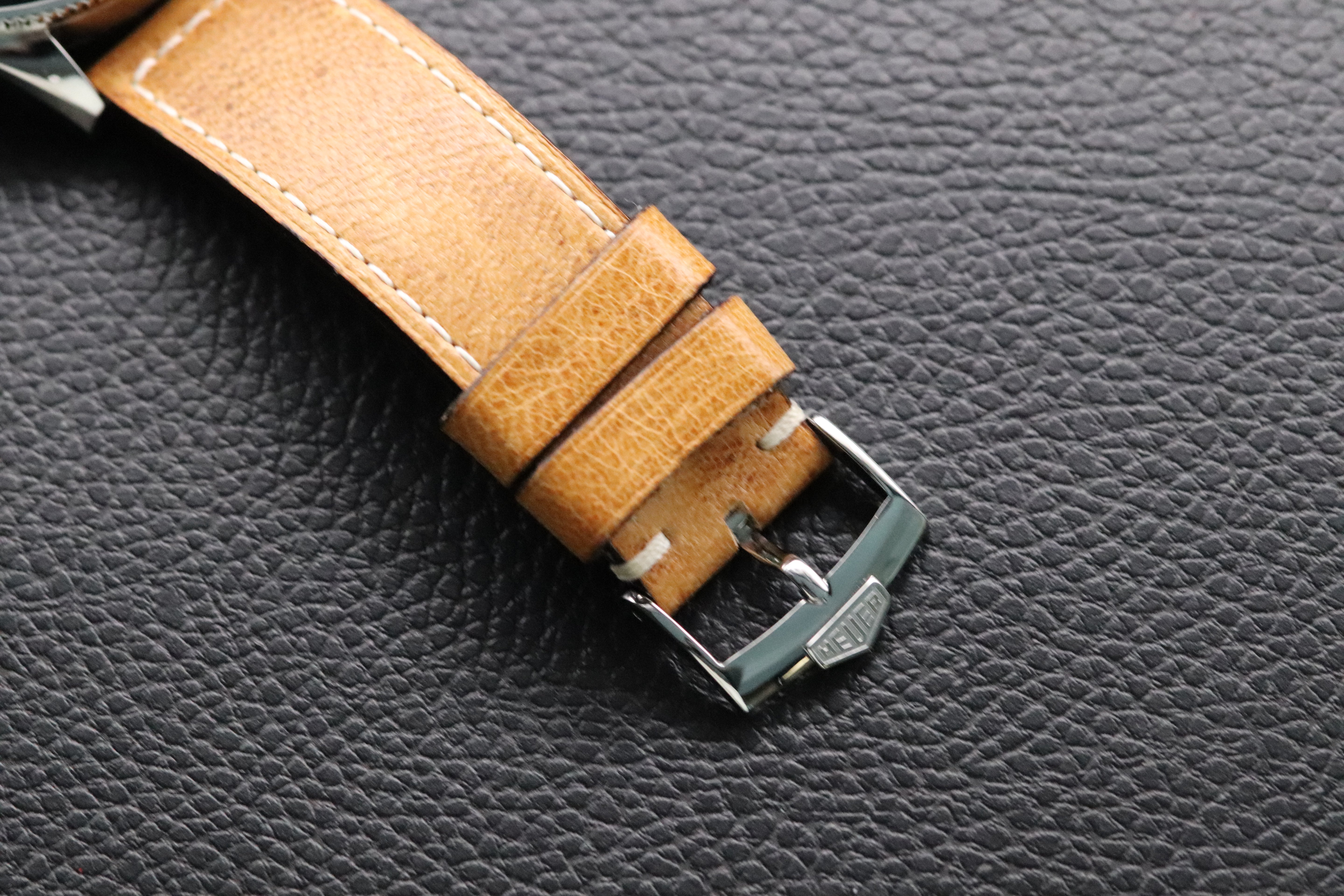 Heuer Autavia CBE2110-0 Fullset 2022 Box+Paper