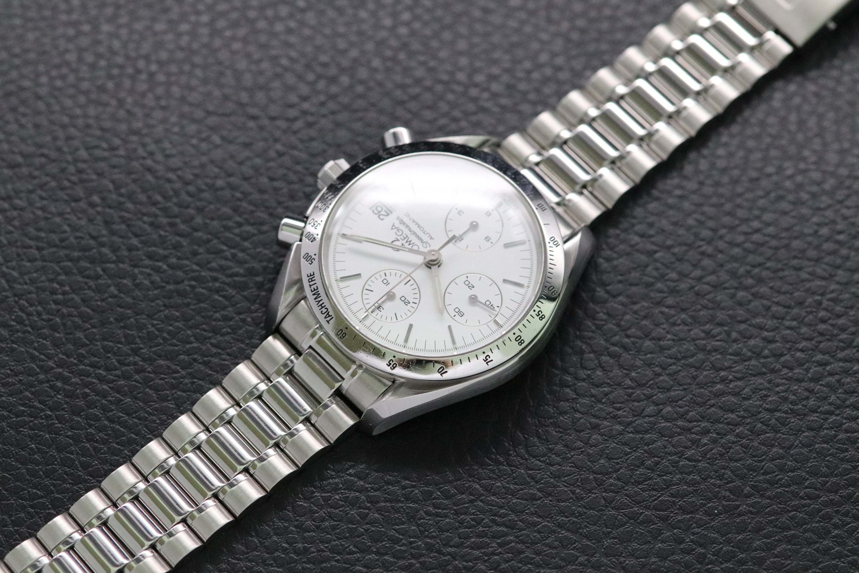 Omega Speedmaster Date 3511.20 White Dial 1998 Albino