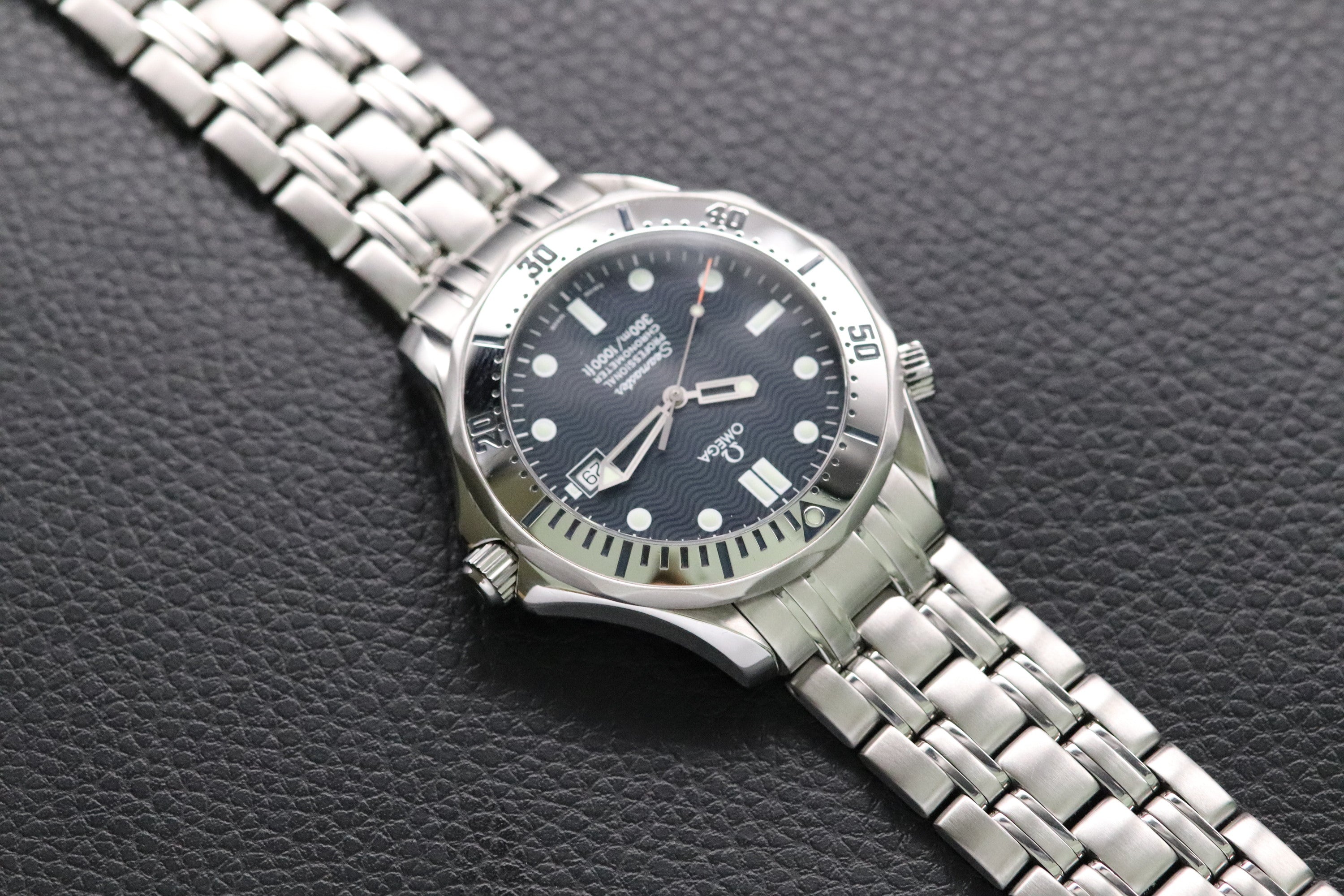 Omega Seamaster 2532.80 Blue Dial 2002 Papers