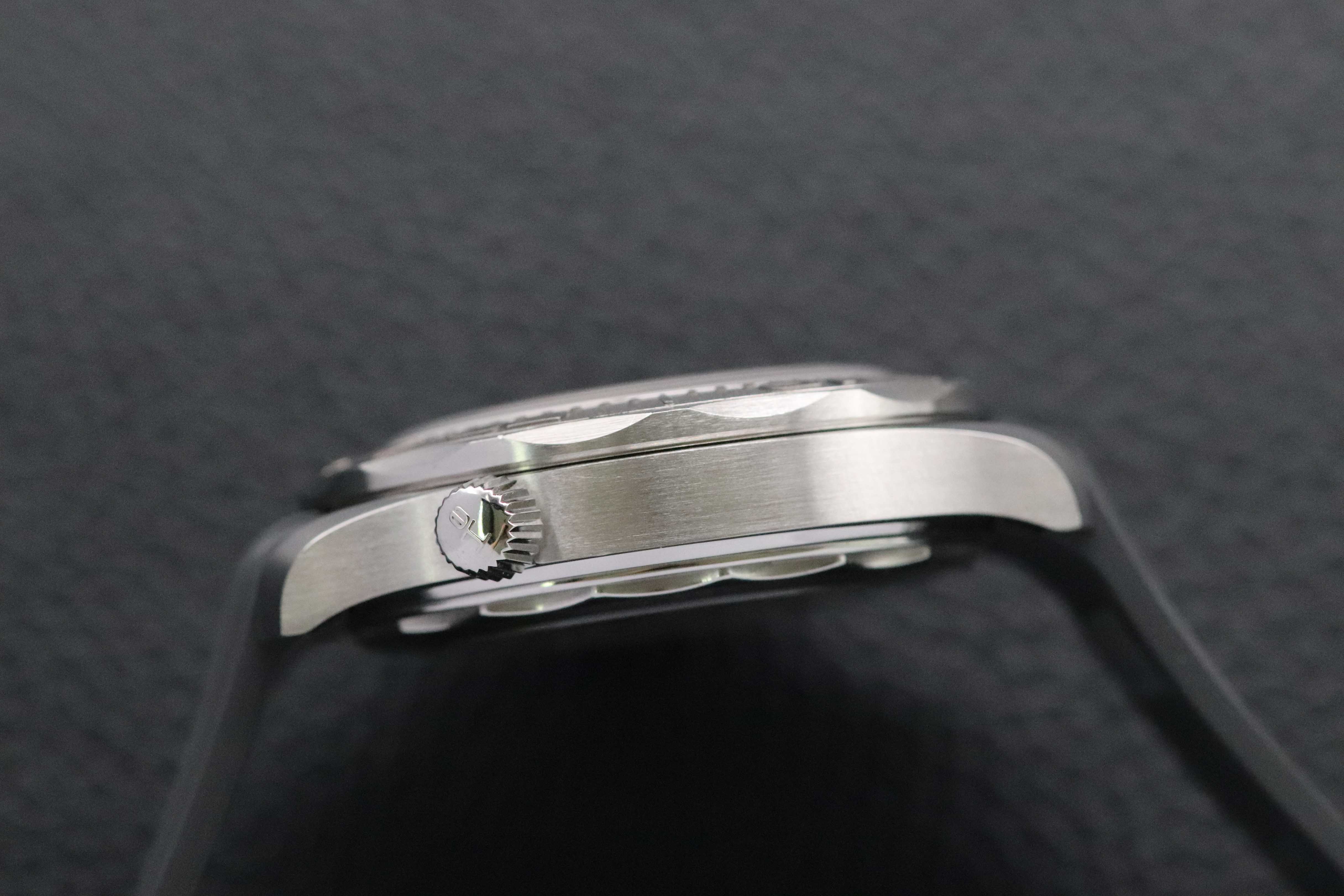 Omega Seamaster Diver 300 210.32.42.20.06.002 Grey Dial 2025