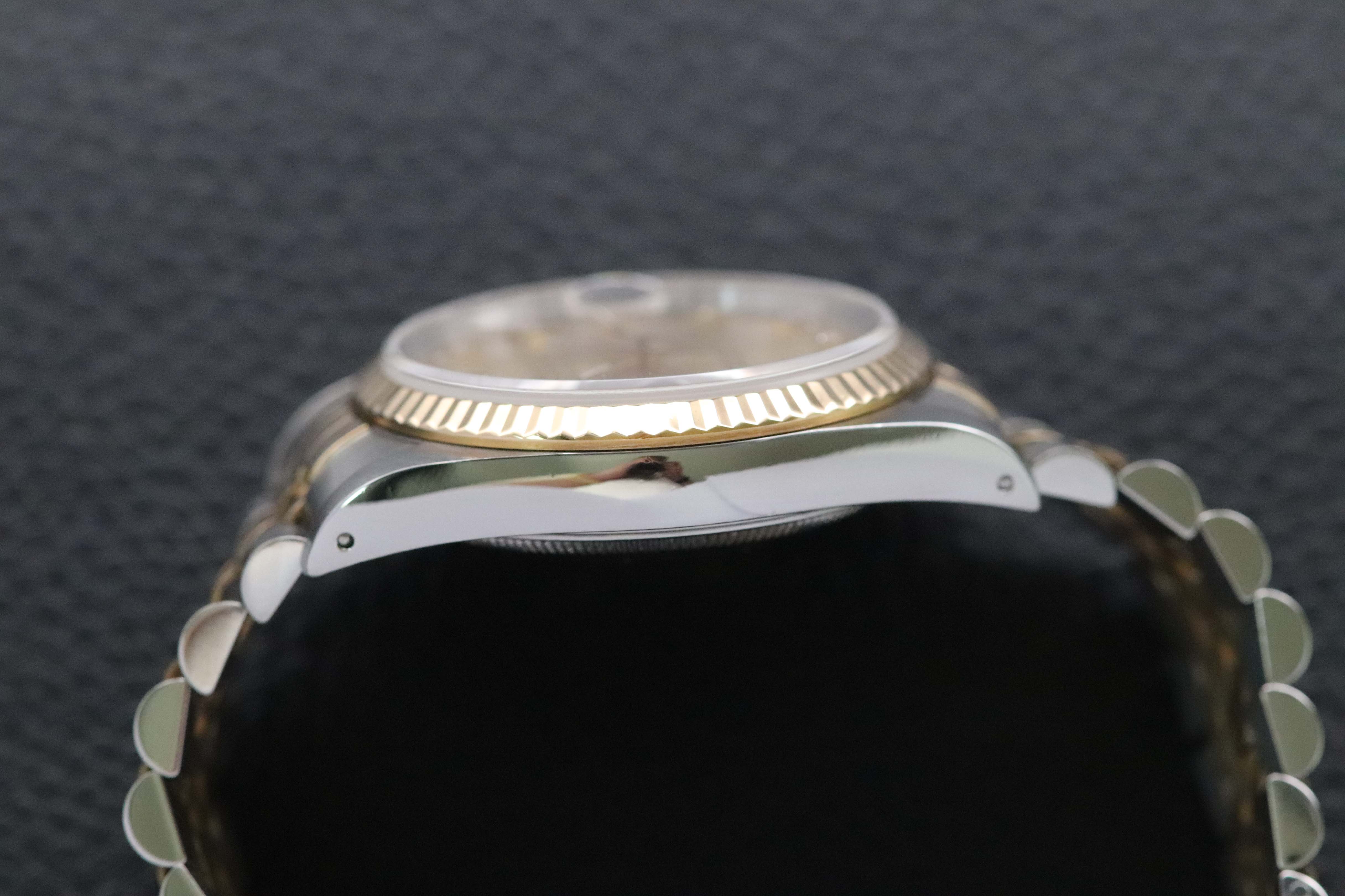 Rolex Datejust 36 16233G Champagne Dial 1993