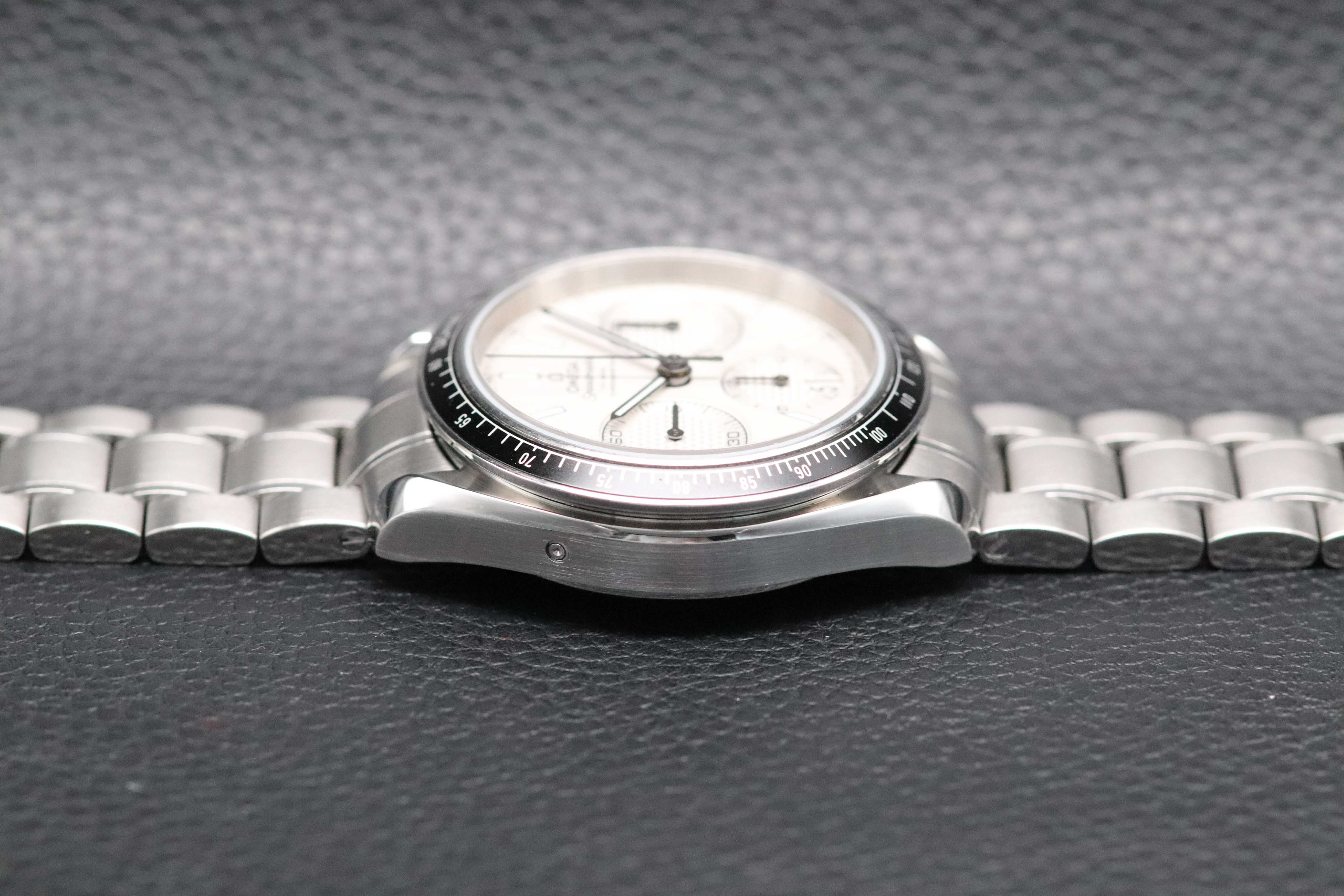 Omega Speedmaster Racing 326.30.40.50.02.001 Albino Fullset 2024 Box+Papers