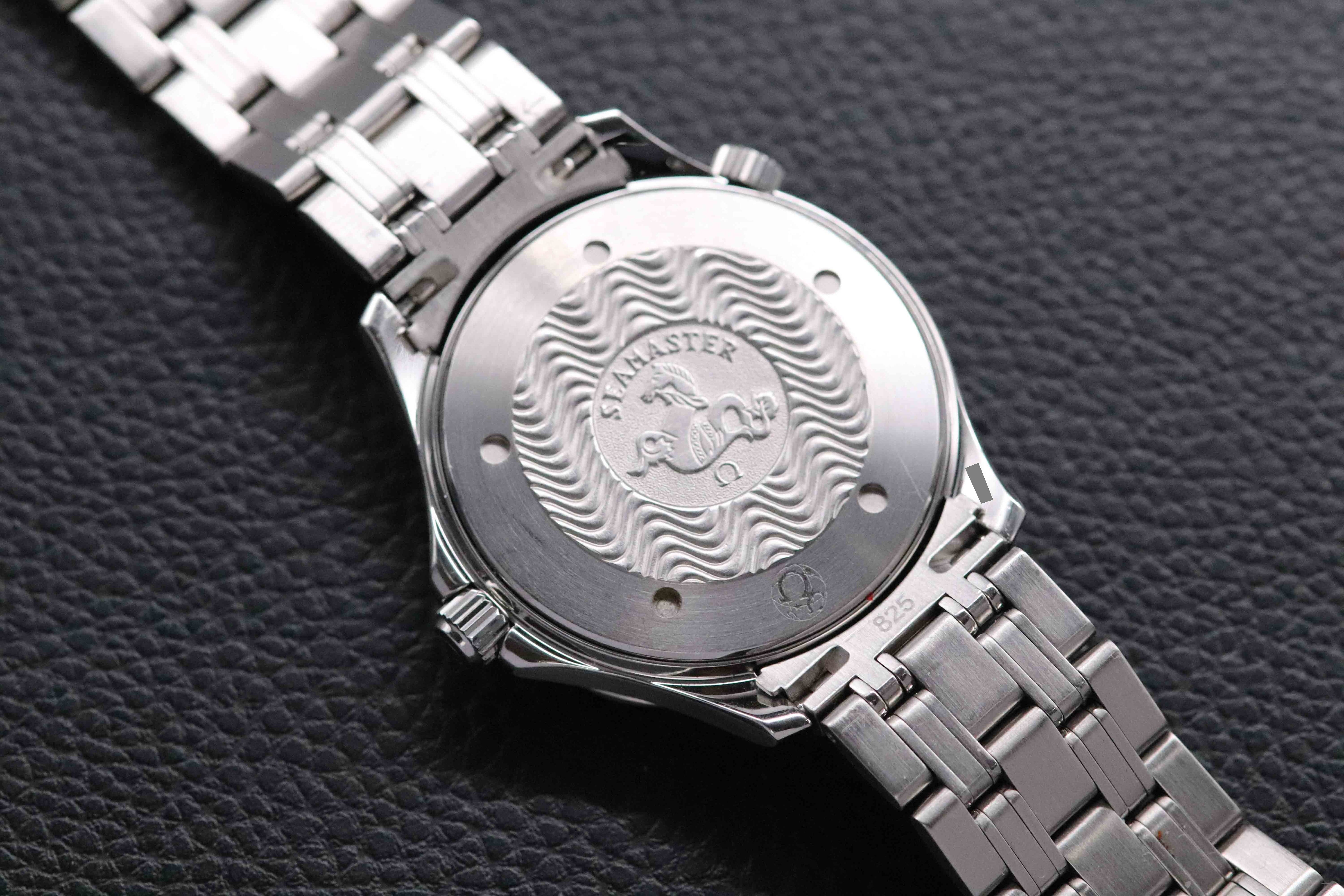 Omega Seamaster 2531.80 James Bond 2005 Papers