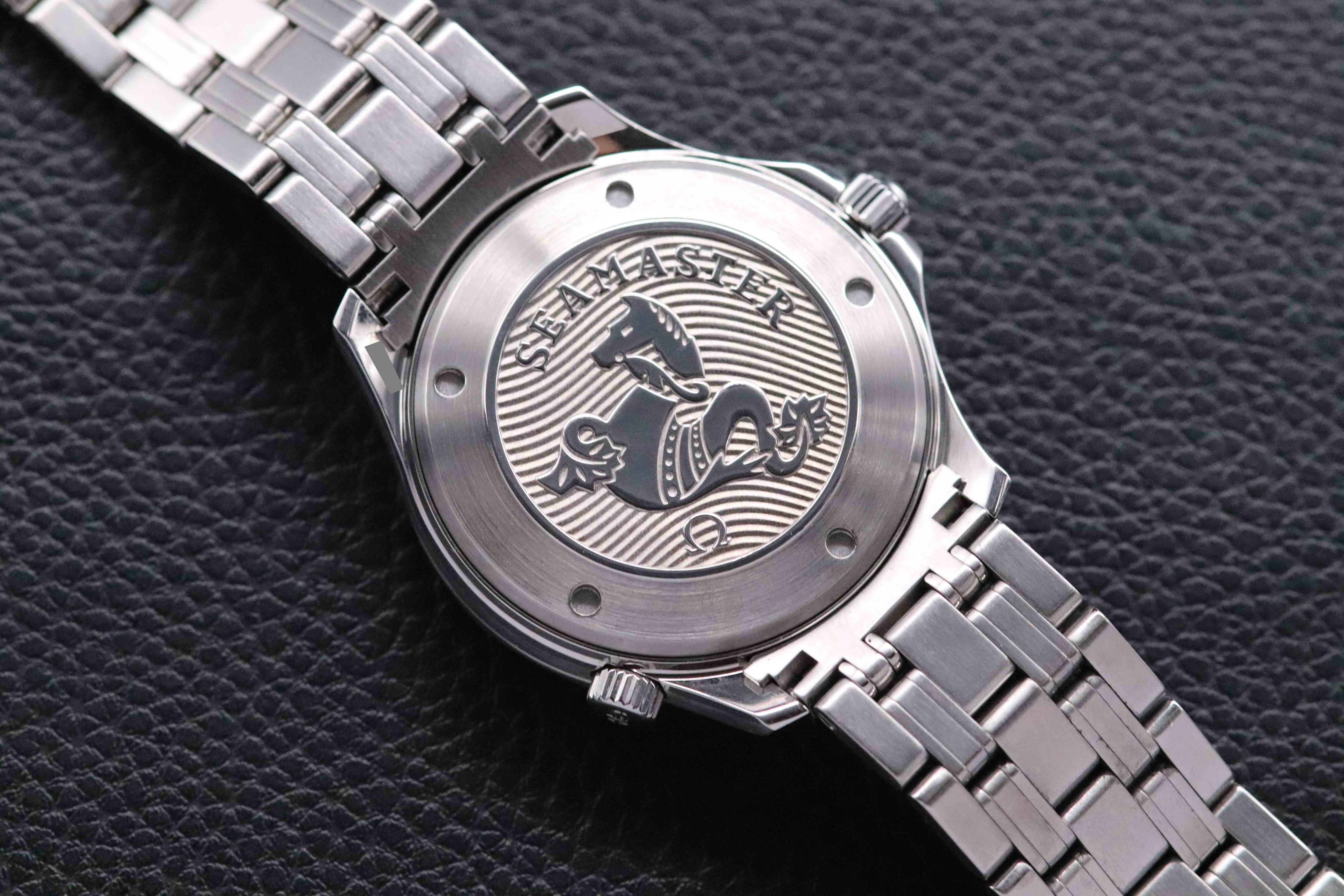 Omega Seamaster 212.30.41.20.01.002 Papers 2014