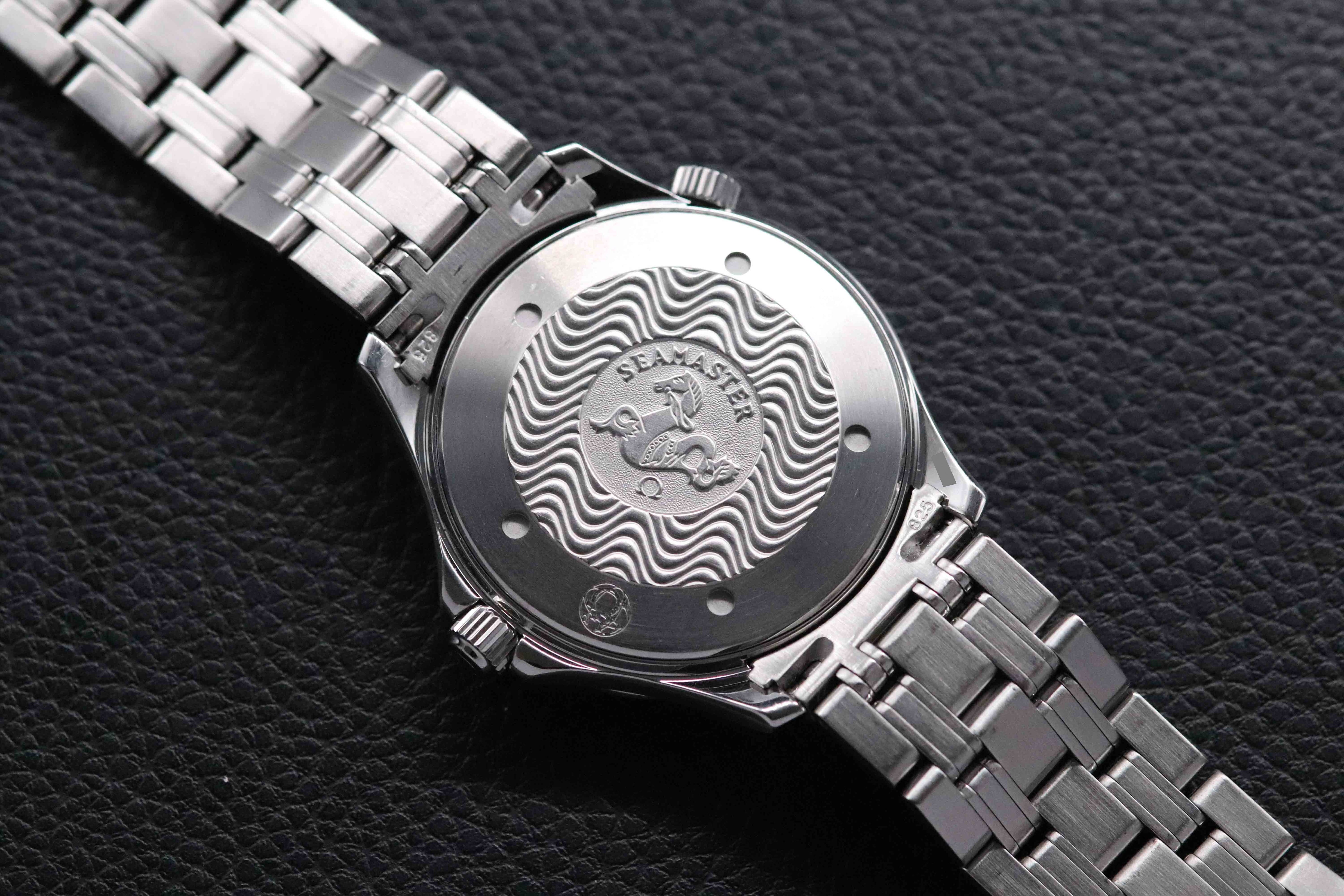 Omega Seamaster 2531.80 James Bond 2004 Papers