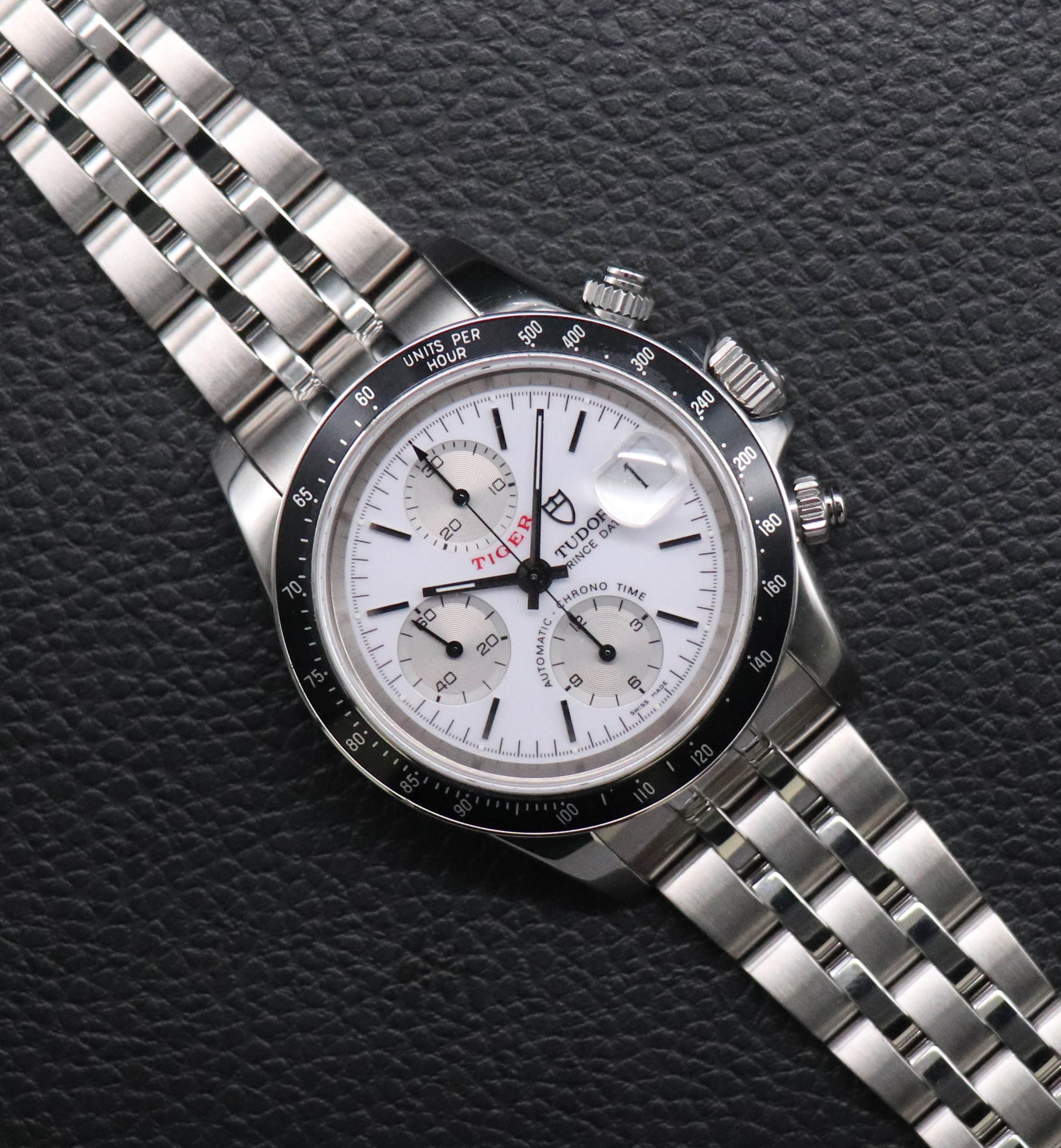 Tudor Oysterdate Small Block 79260 Porcelain Dial 2003