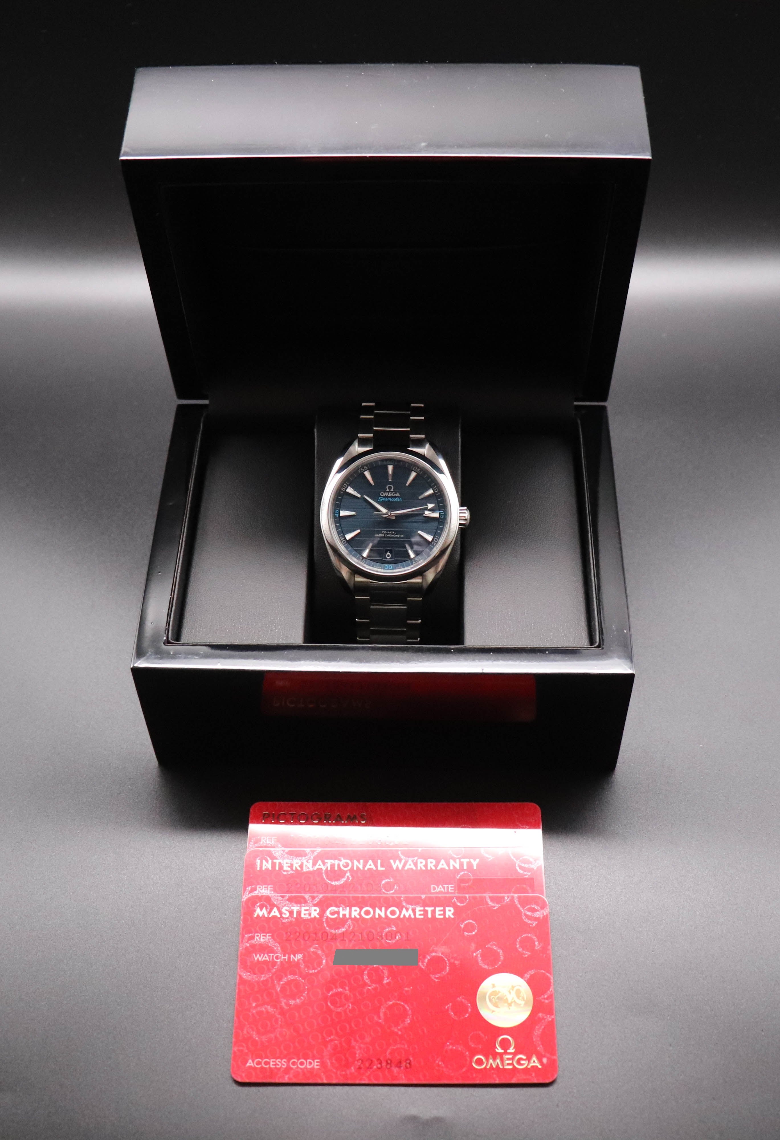 Omega Seamaster Aqua Terra 220.10.41.21.03.001 Papers 2021