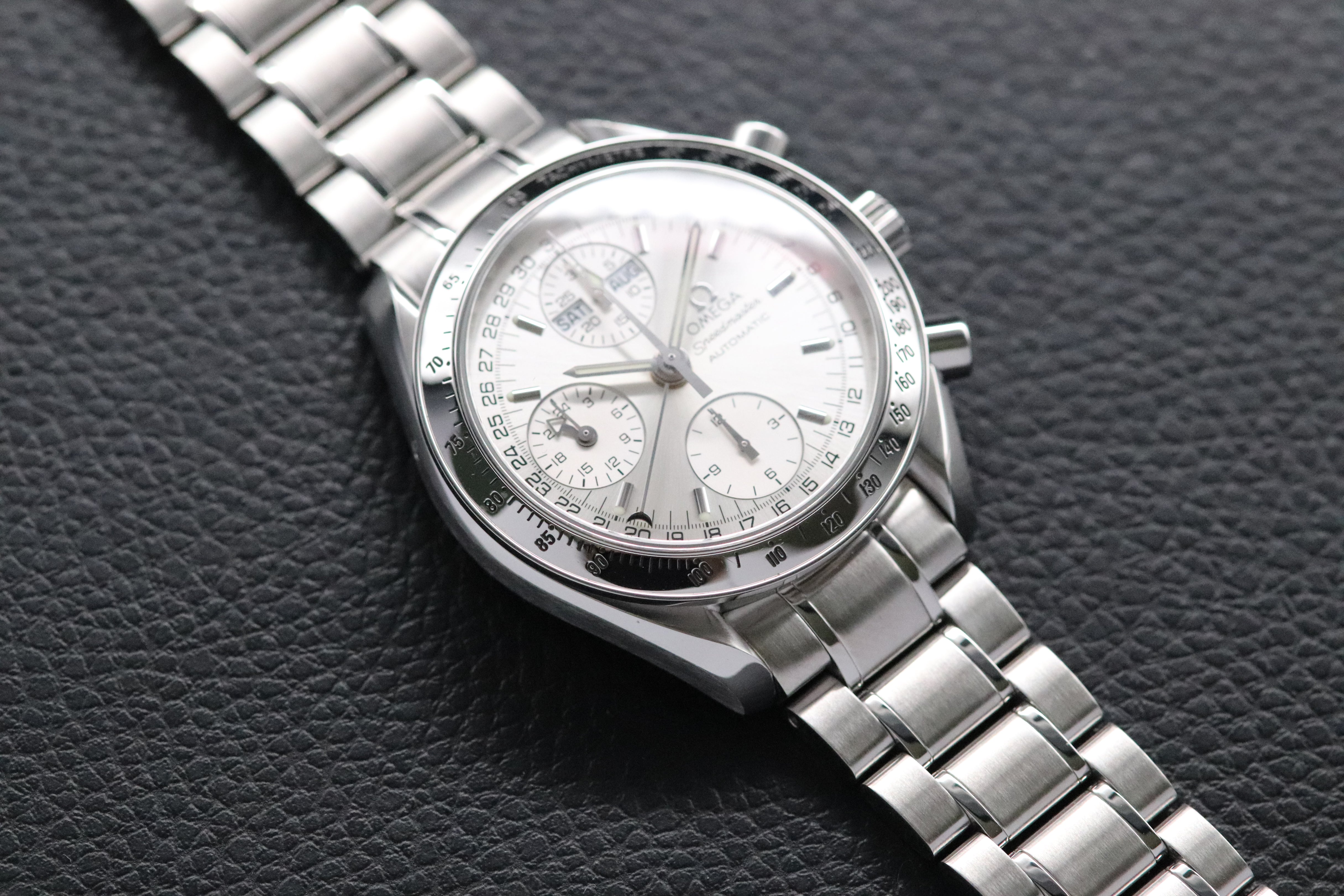 Omega Speedmaster Day Date 3523.30 Silver Dial 2011