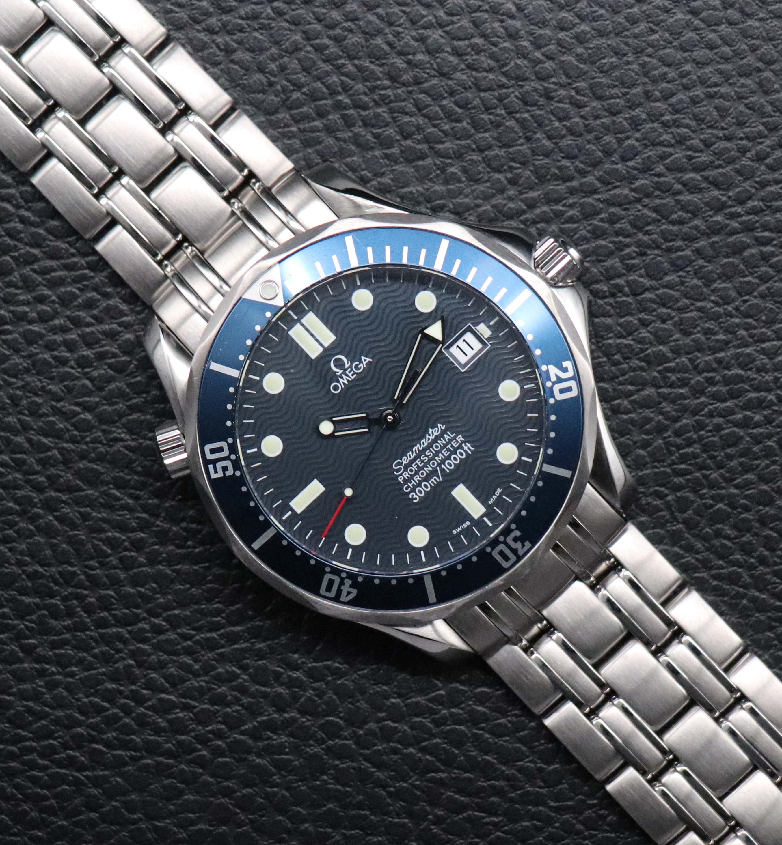 Omega Seamaster 2531.80 James Bond 2003 Papers