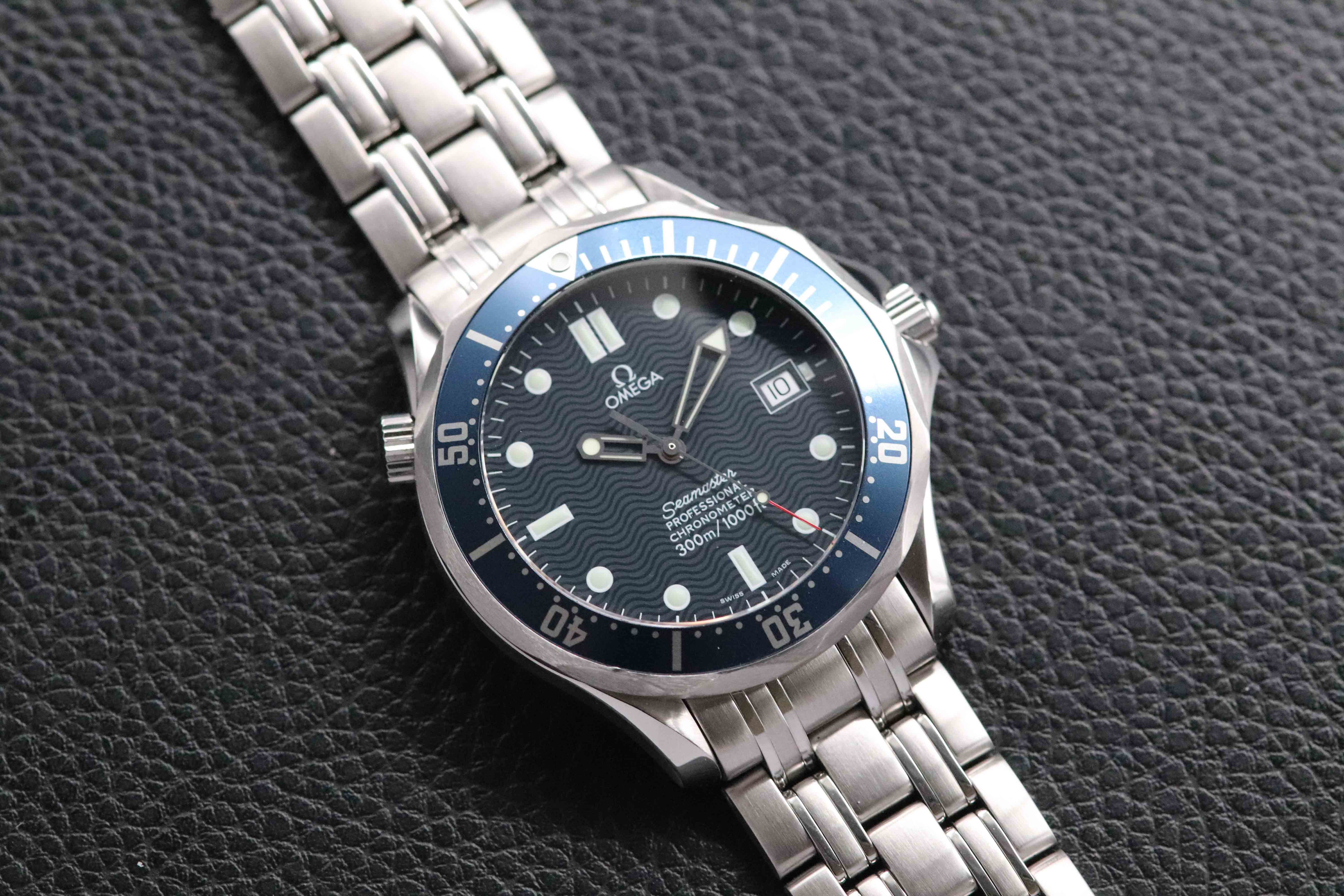 Omega Seamaster 2531.80 James Bond 2004 Papers