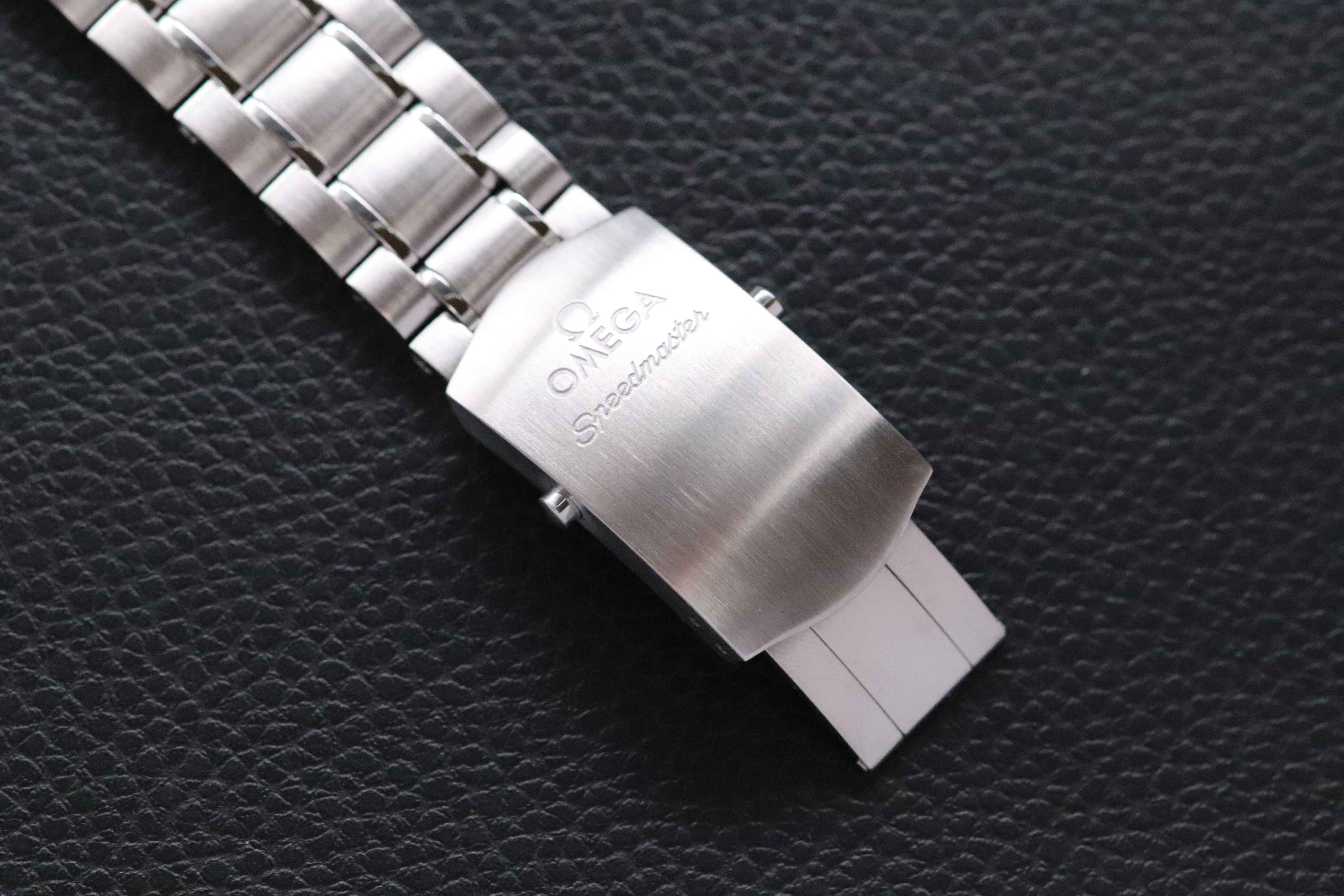 Omega Speedmaster Racing 326.30.40.50.01.001 Fullset 2025 Box+Paper